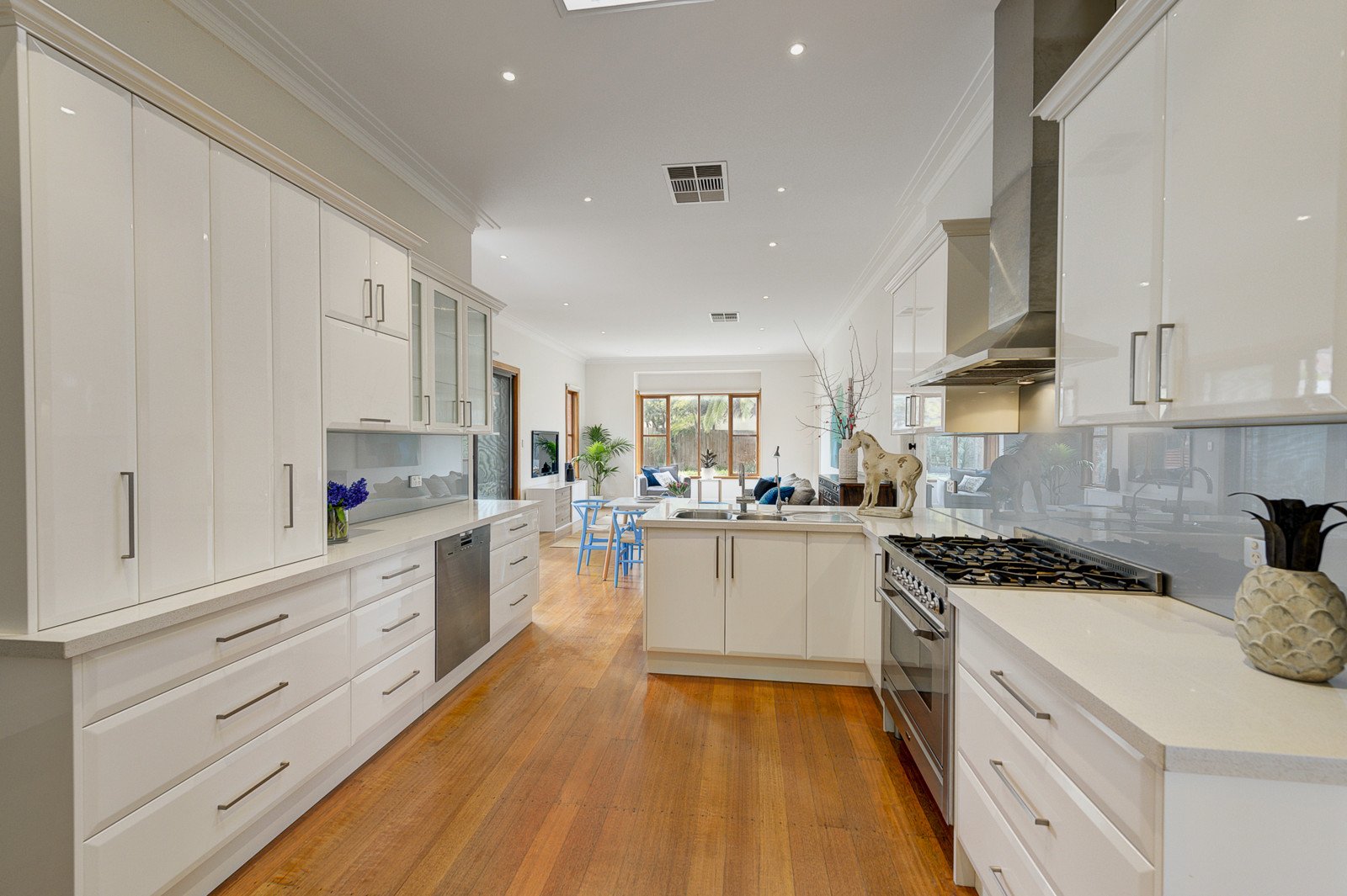 209 Glen Iris Road, Glen Iris image 3