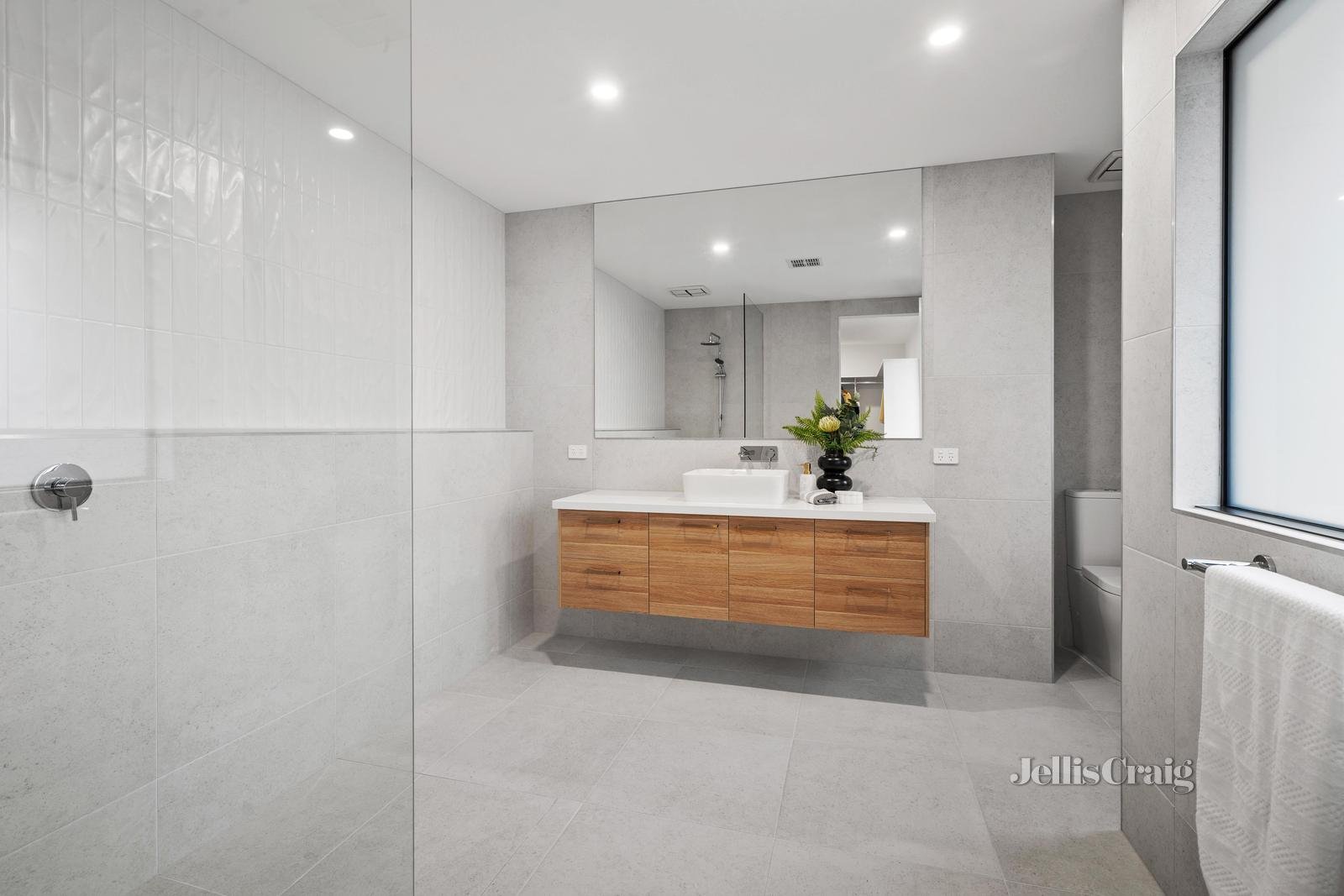 209 Jells Road, Wheelers Hill image 13