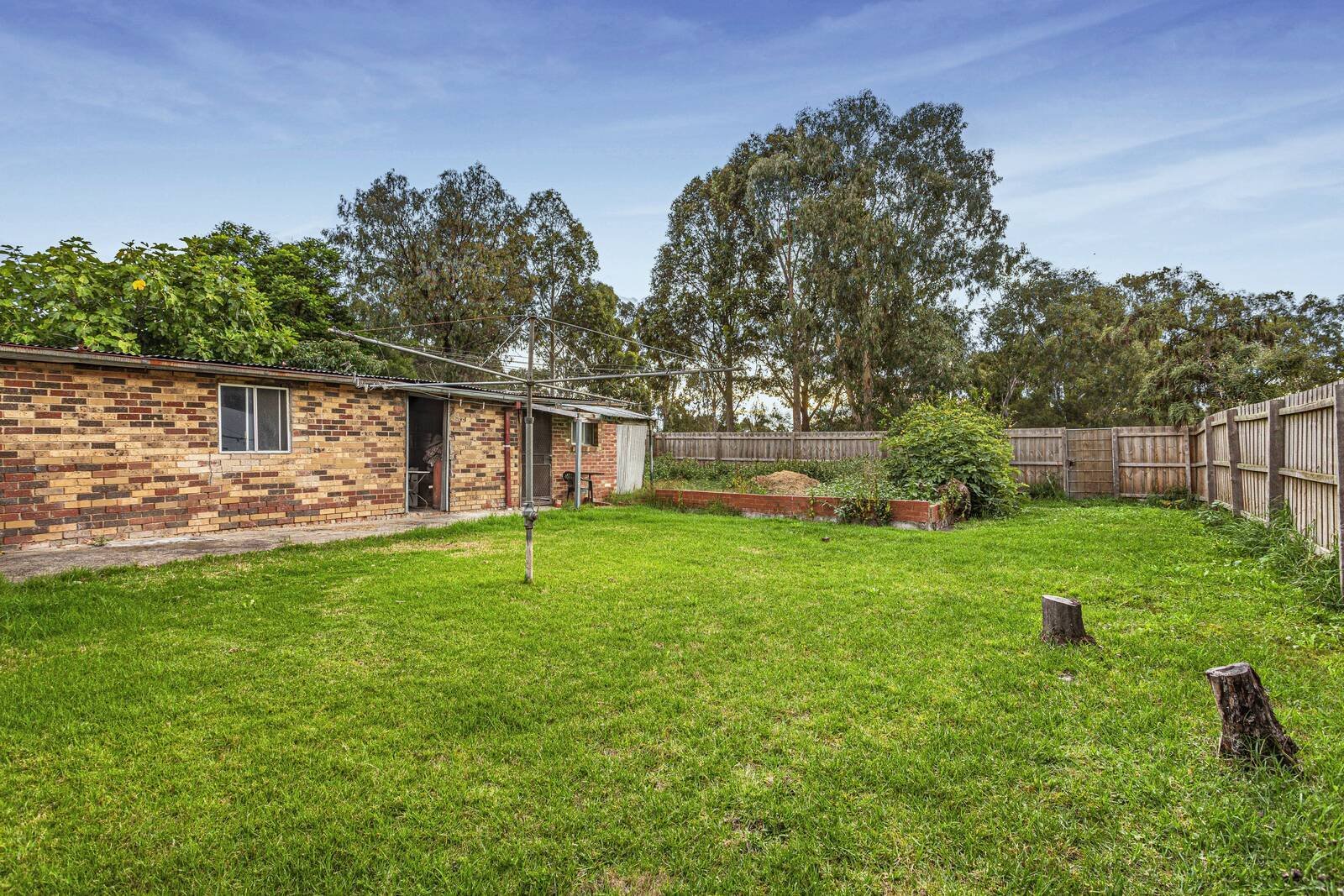 Property Gallery Thumbnail 8