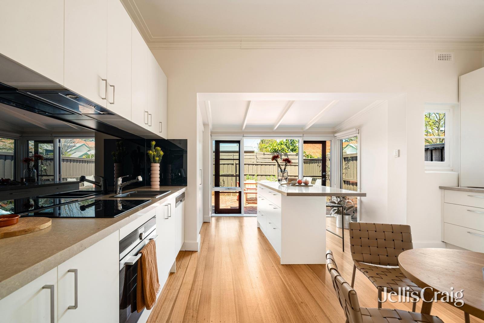 209 Spensley Street, Clifton&nbsp;Hill image 7