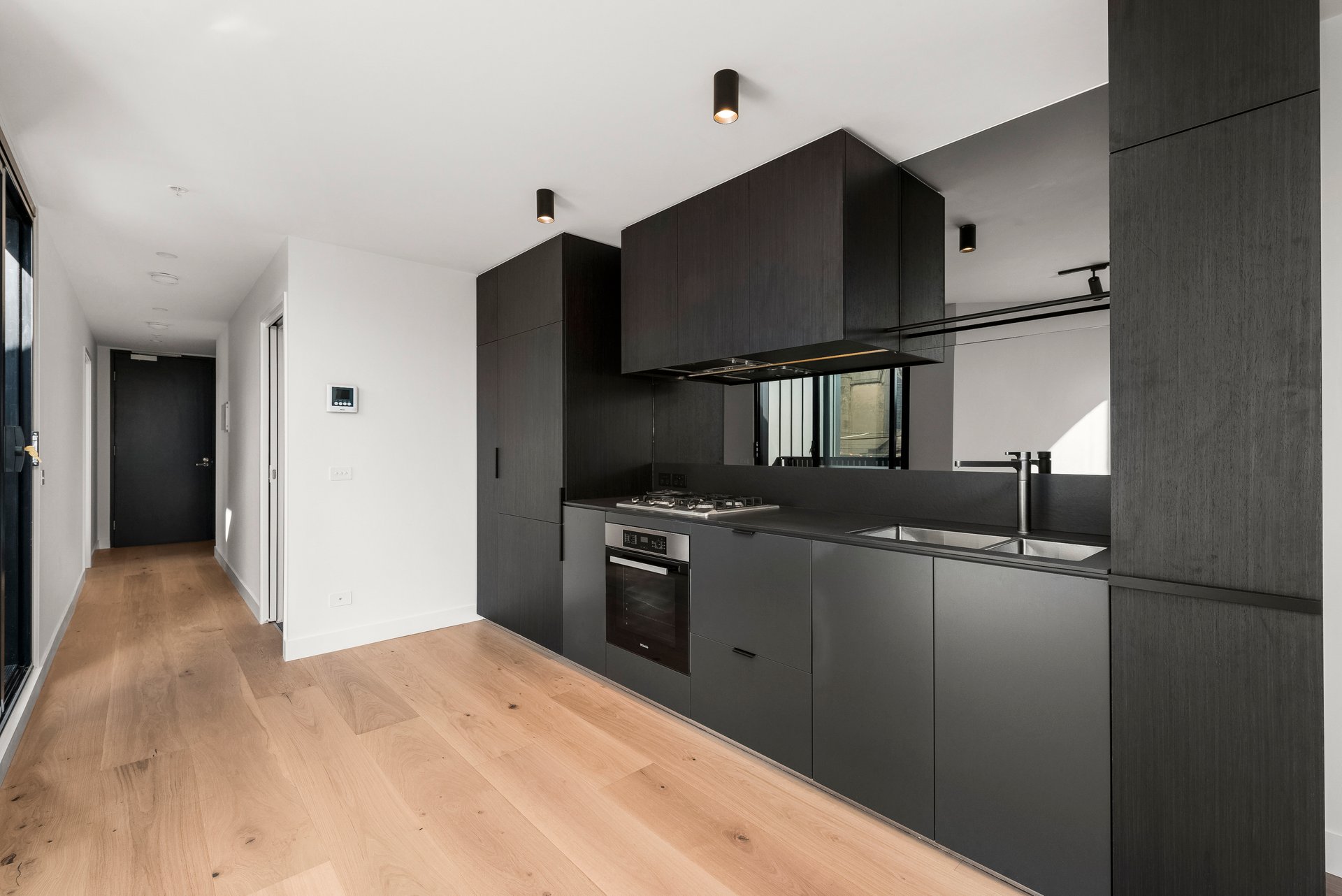 Property Gallery Thumbnail 4