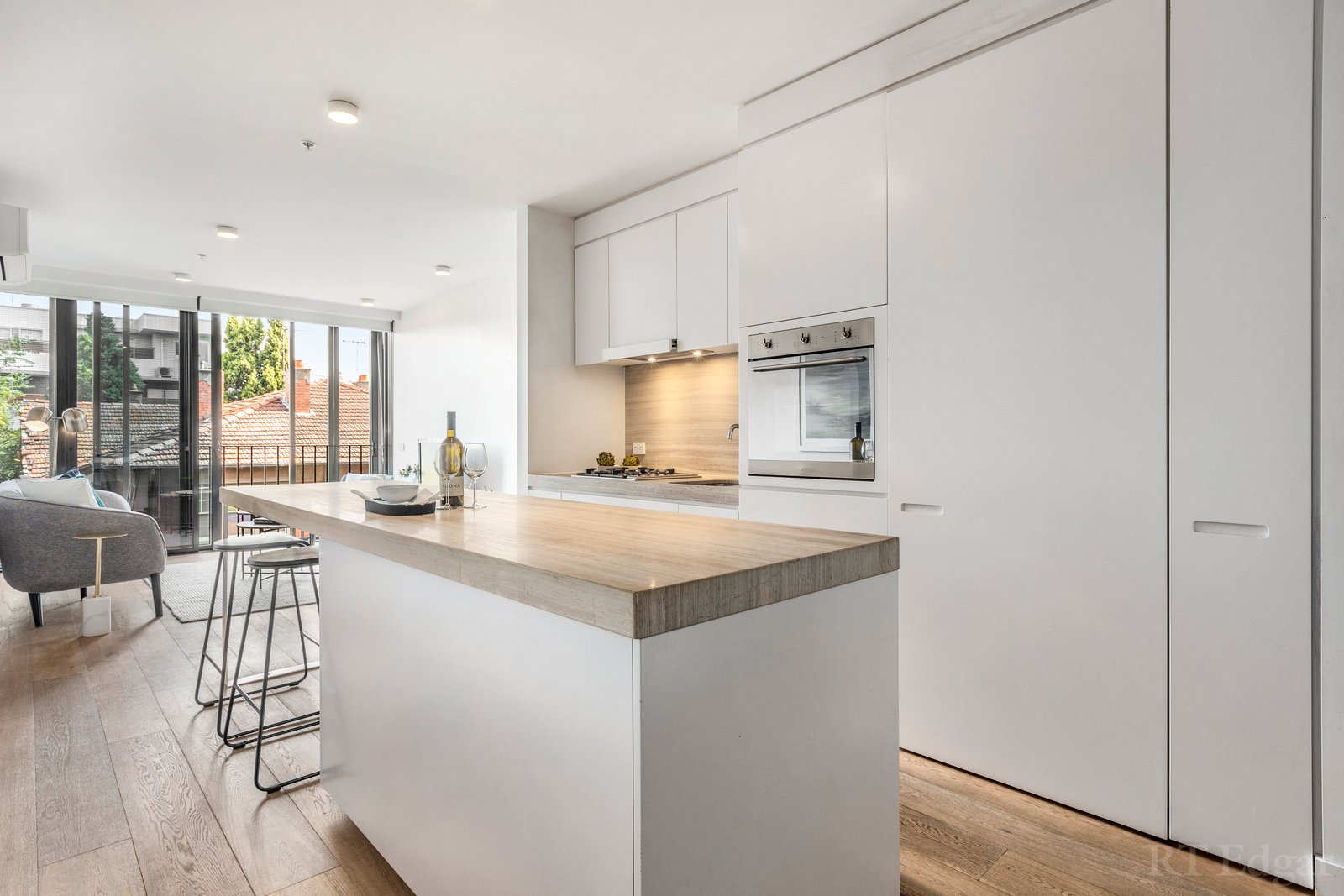 Property Gallery Thumbnail 4
