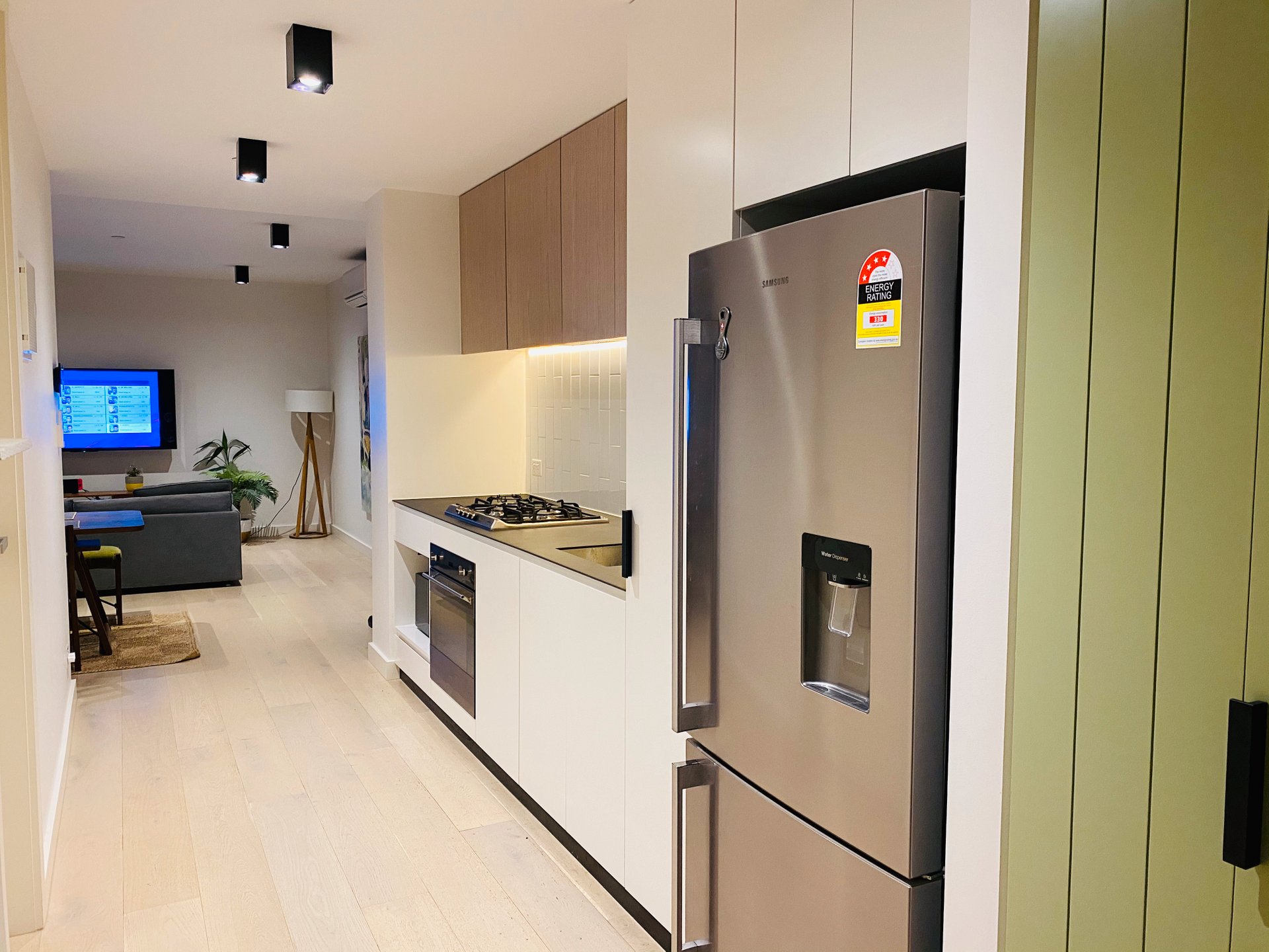 Property Gallery Thumbnail 3