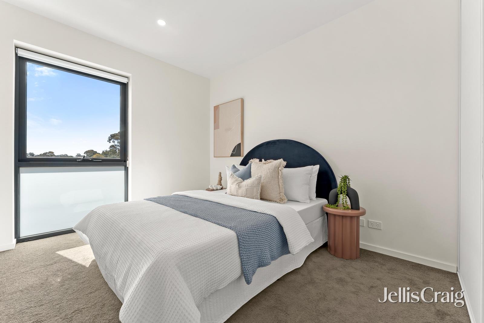 209/2 Bailey Crescent, Oak Park image 8