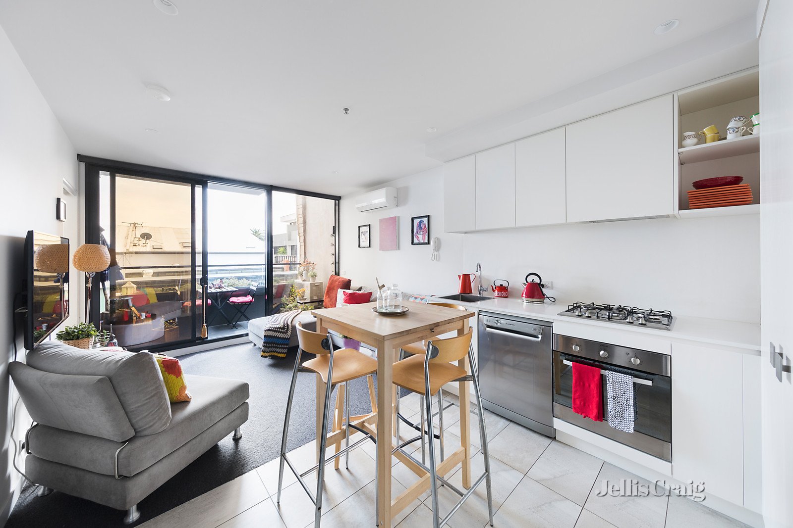 209/31 Napoleon Street, Collingwood image 3