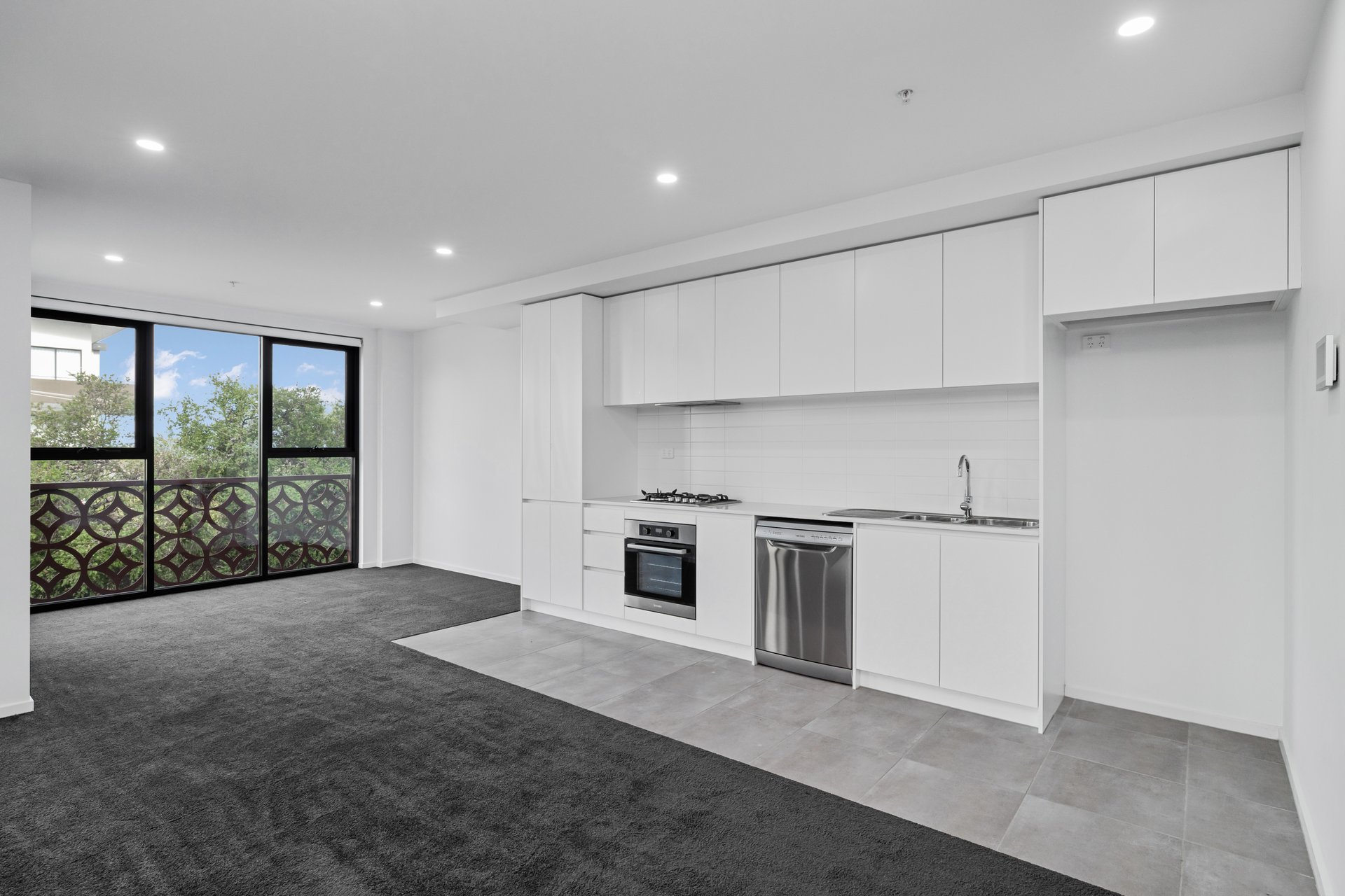 209/54 Scott Street, Dandenong image 3