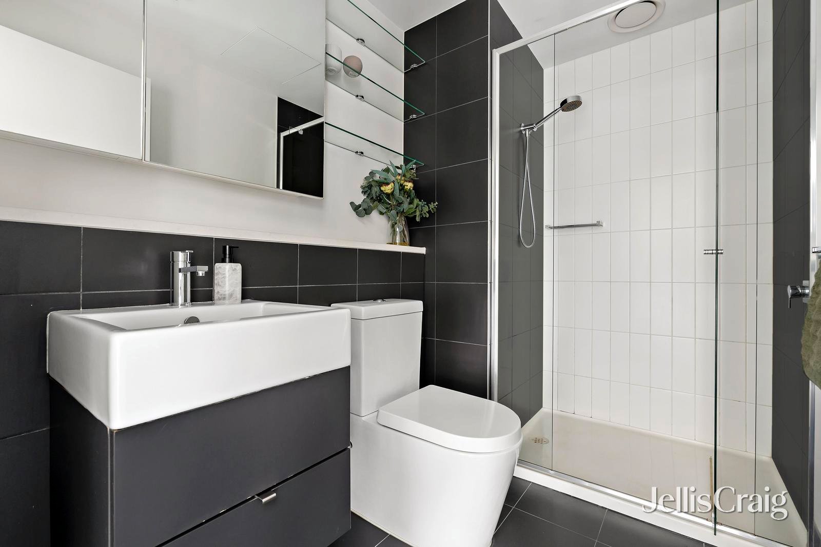 209/55 Collins Street, Essendon image 7