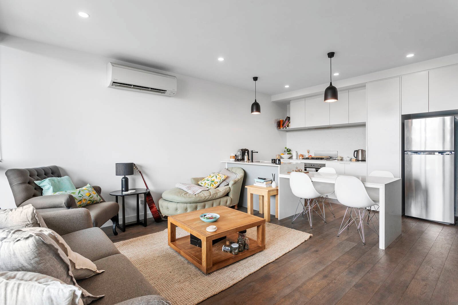 Property Gallery Thumbnail 3