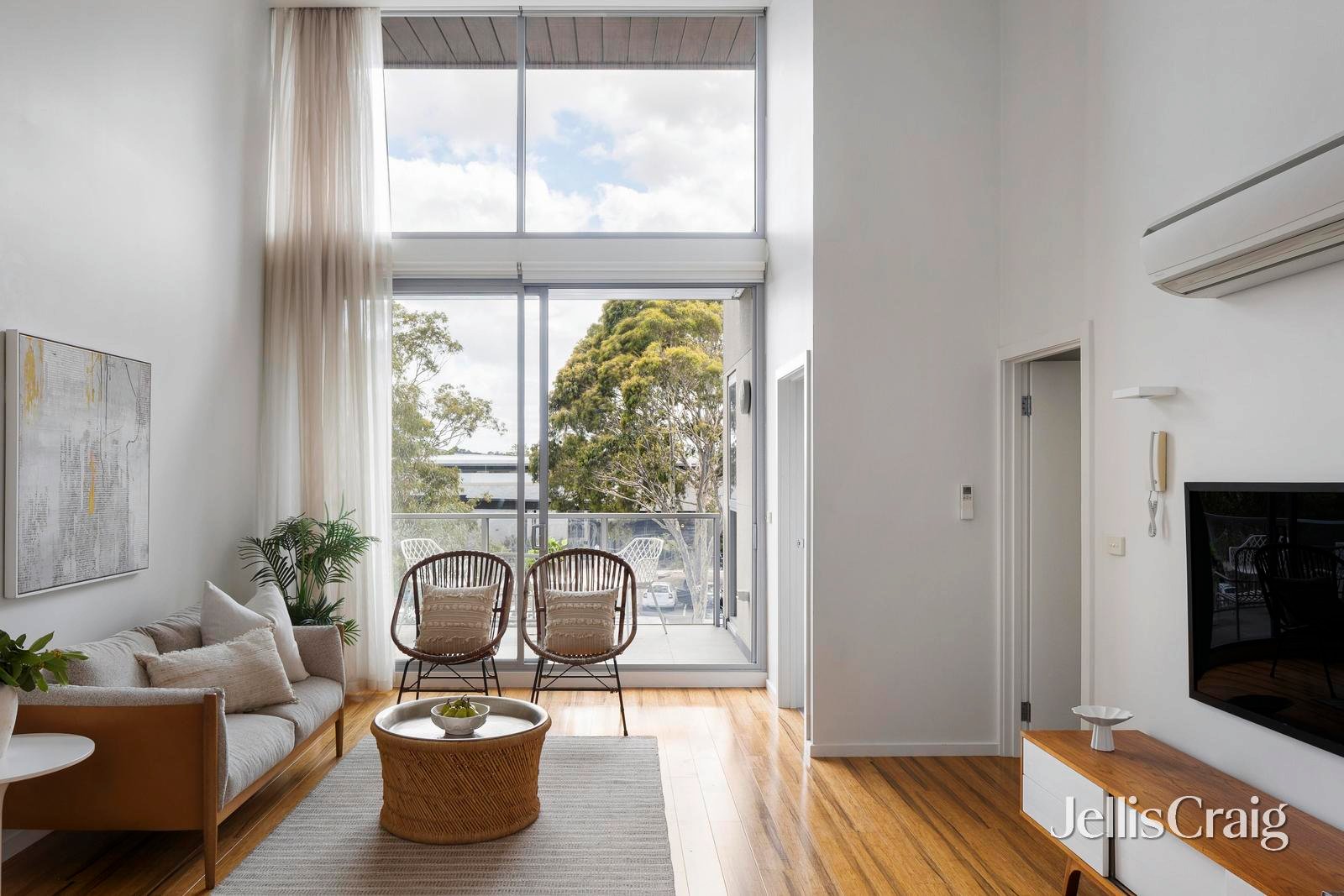 209C/168 Victoria Road, Northcote image 2