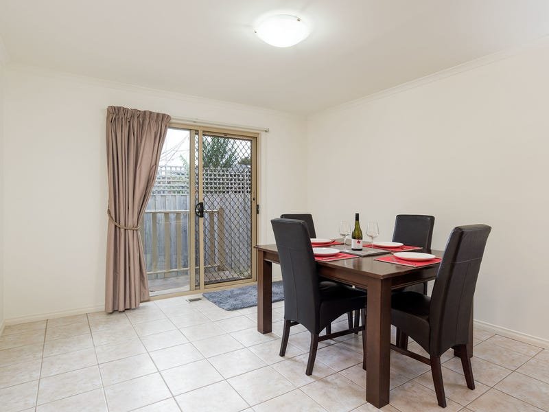 20A Dryden Concourse, Mooroolbark image 5