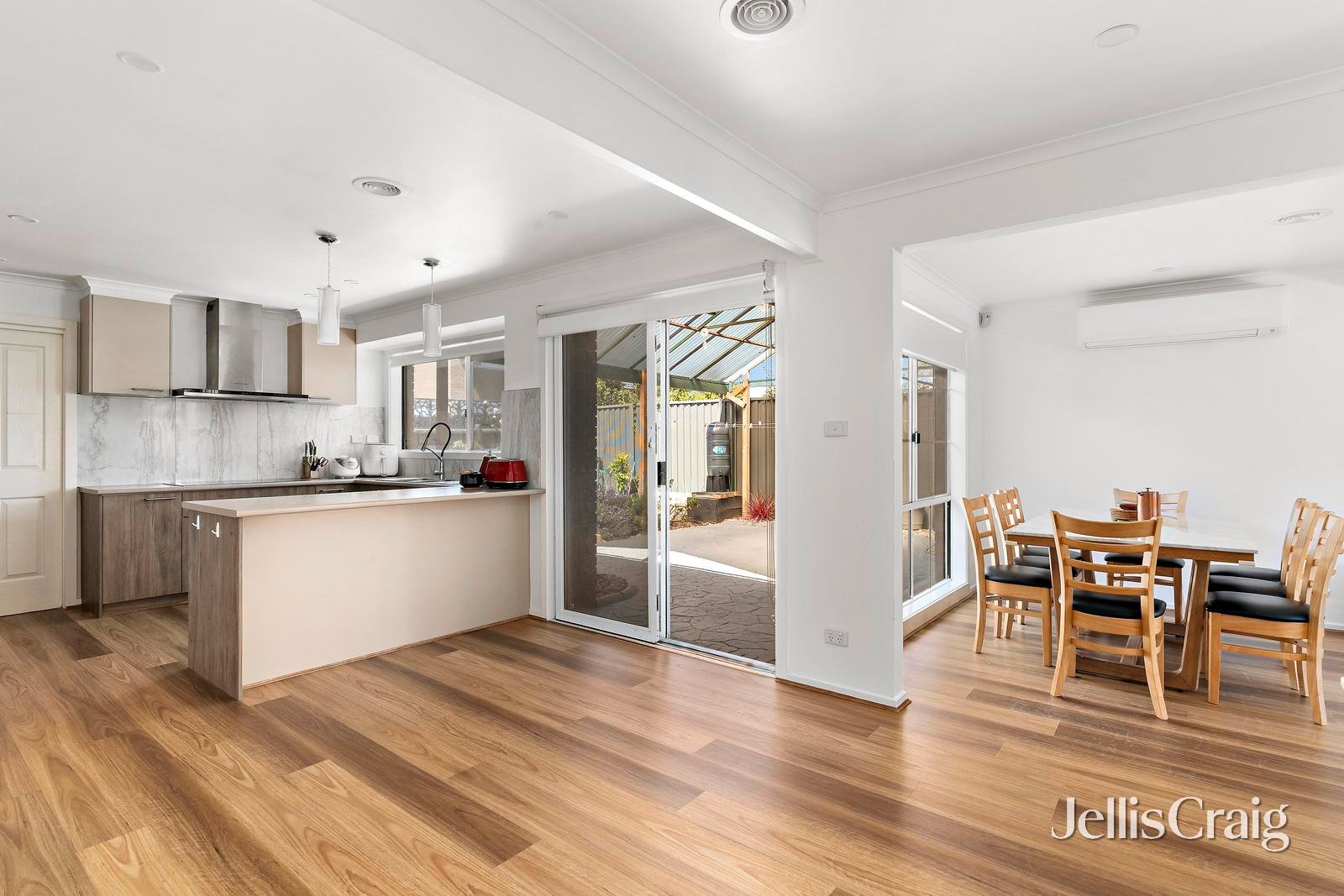 20A Hanley Street, Avondale Heights image 3