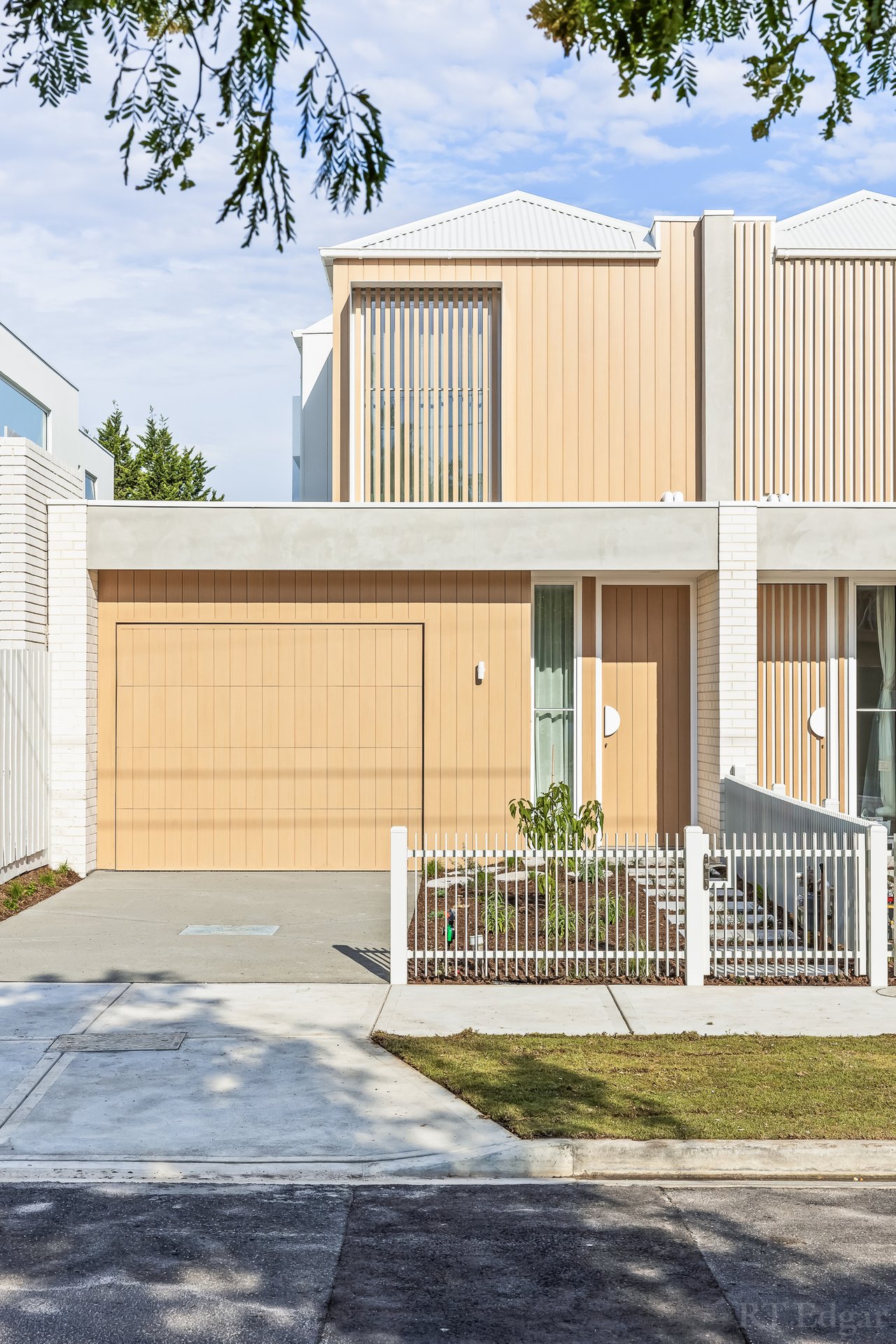 Property Gallery Thumbnail 2