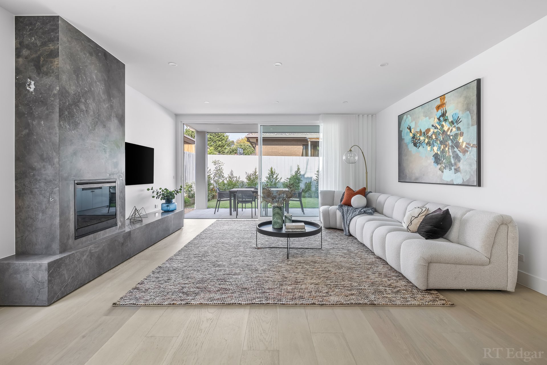 Property Gallery Thumbnail 3