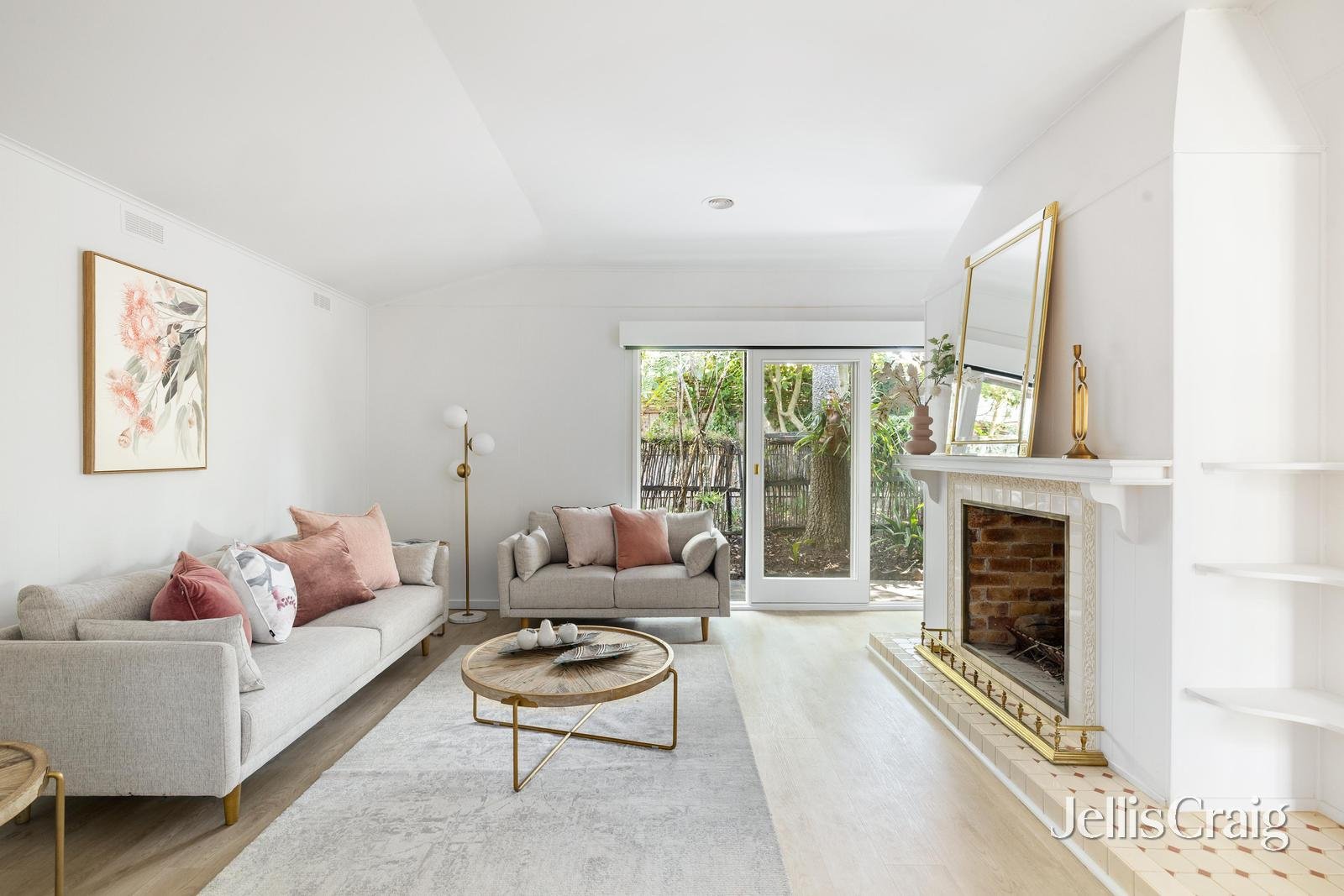 20B Irilbarra Road, Canterbury image 2