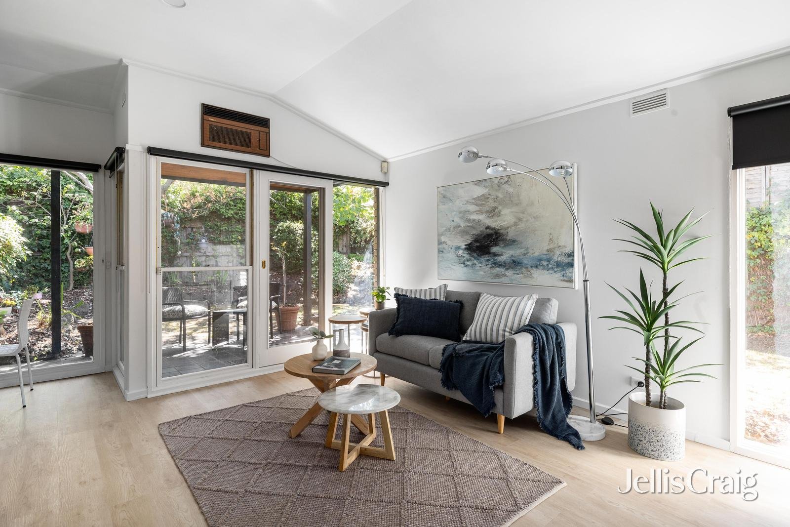 20B Irilbarra Road, Canterbury image 4