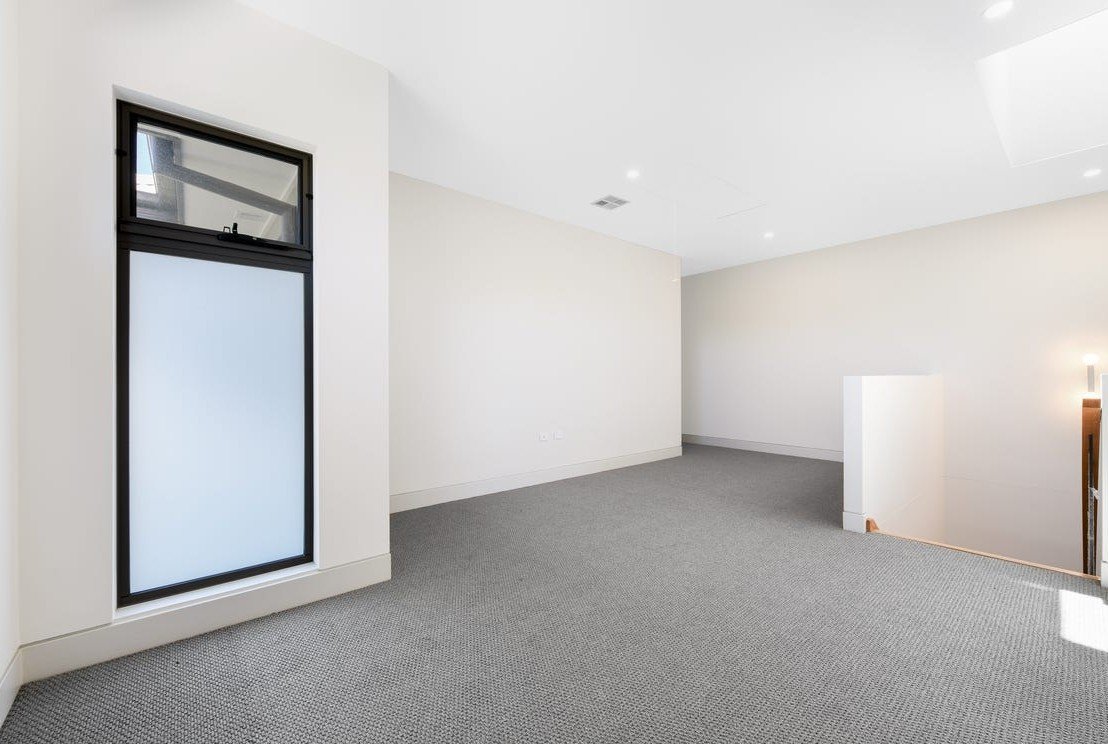 20B Tudawali Crescent, Wheelers&nbsp;Hill image 3