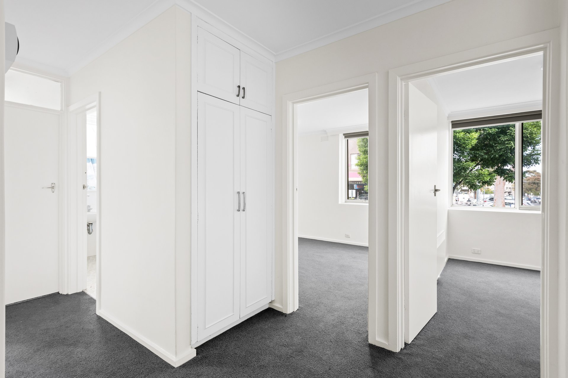 Property Gallery Thumbnail 4