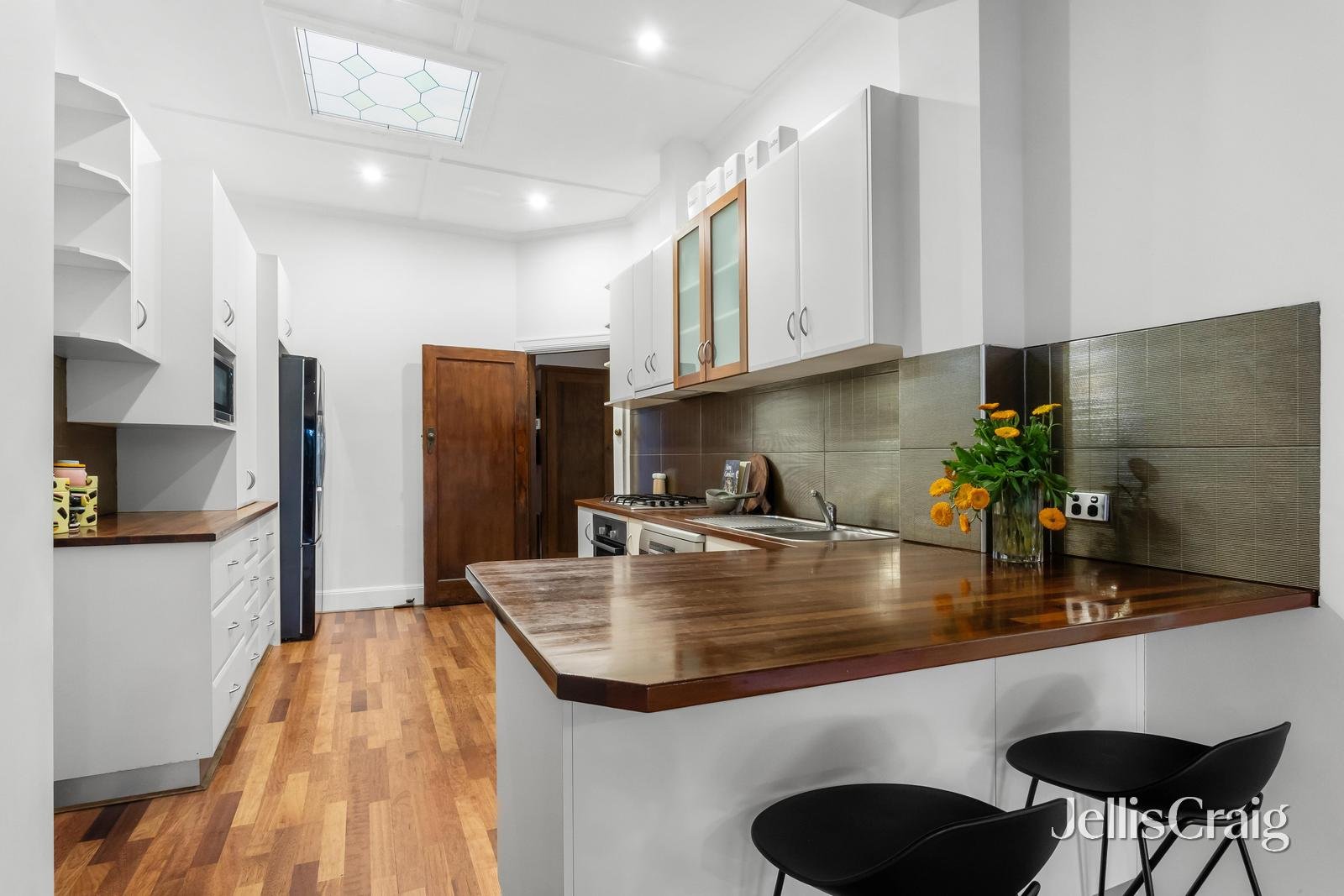 21 Adrian Street, Glen Iris image 7