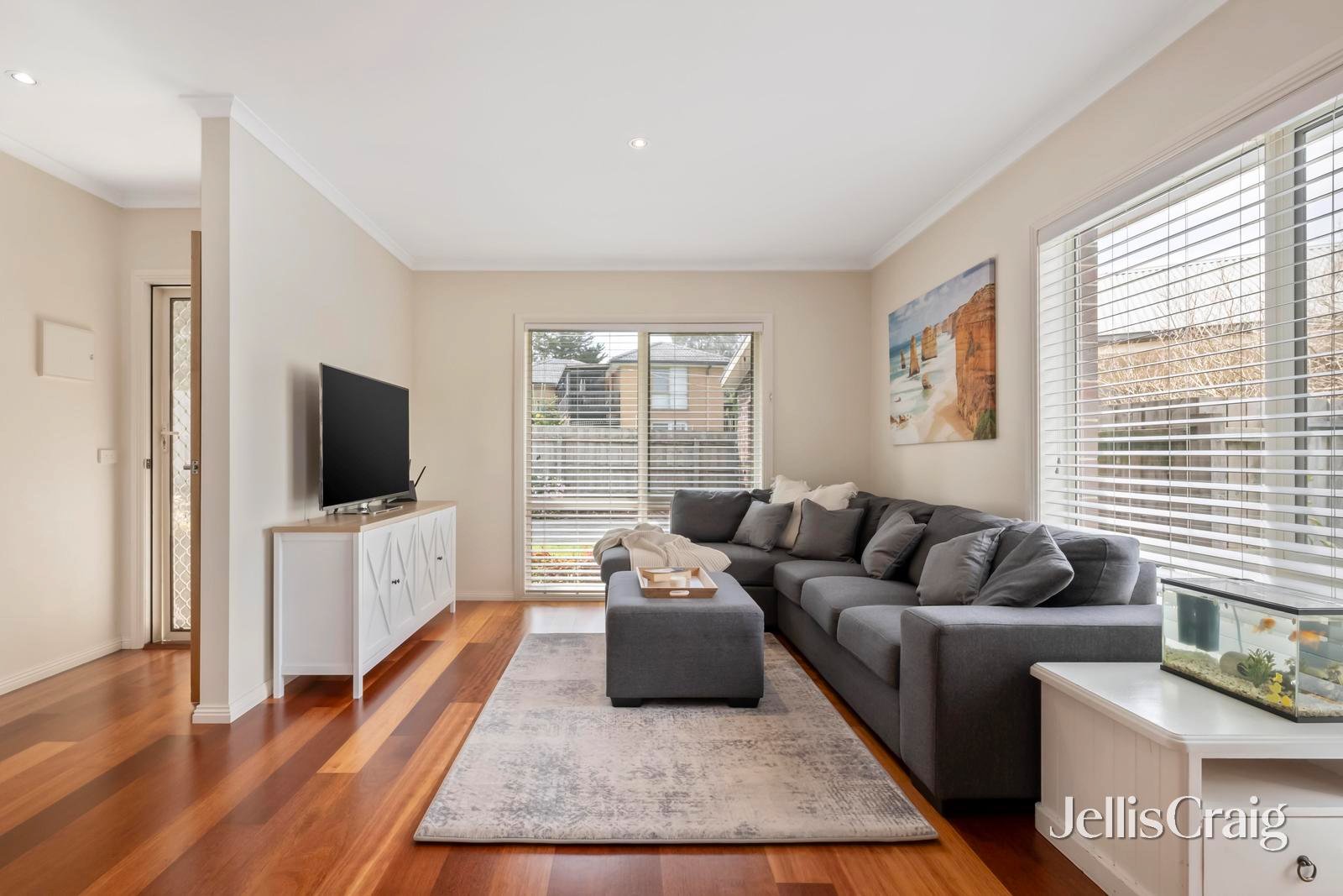 2/1 Alastair Court, Kilsyth image 6