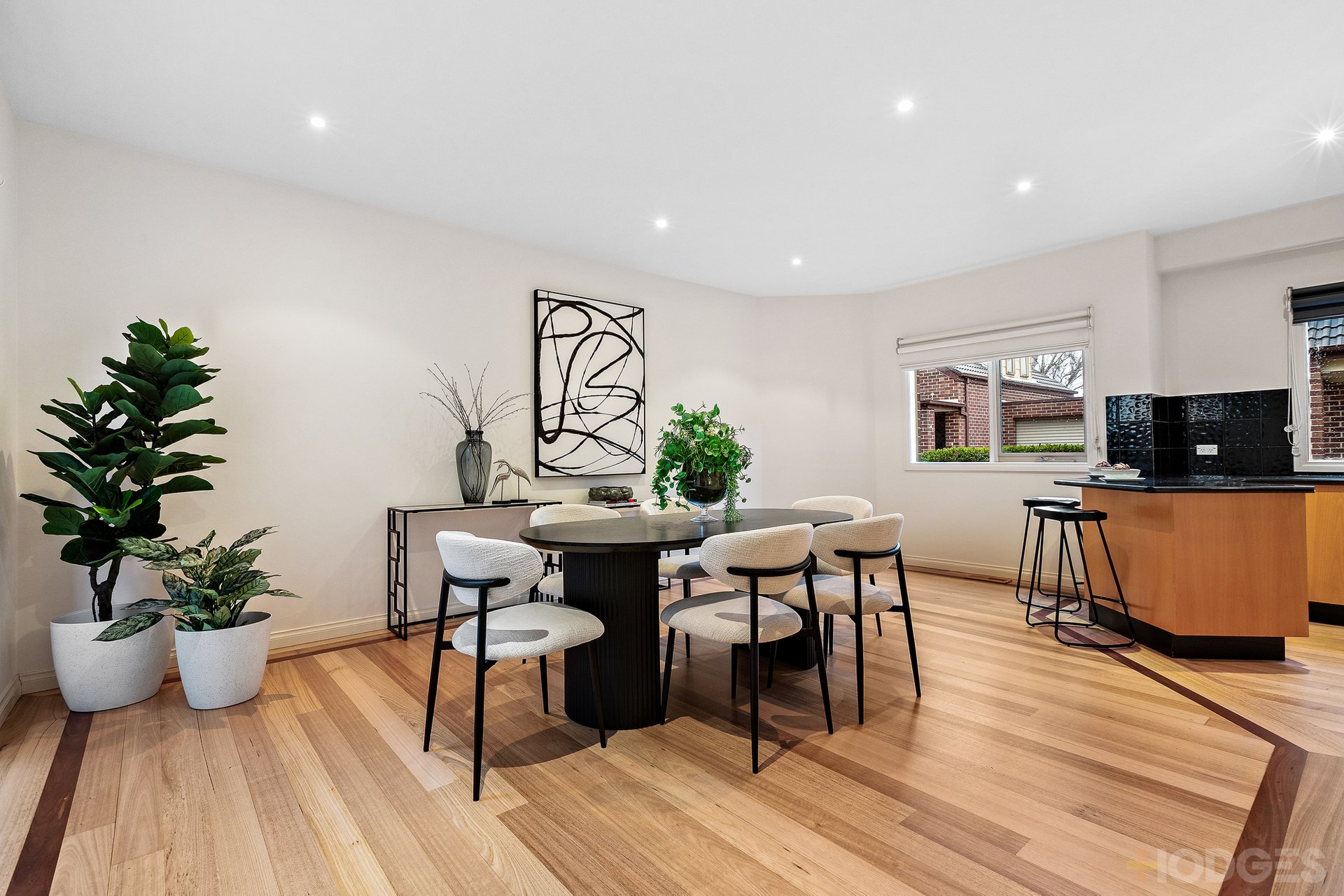 2 / 1 Albert Street Highett