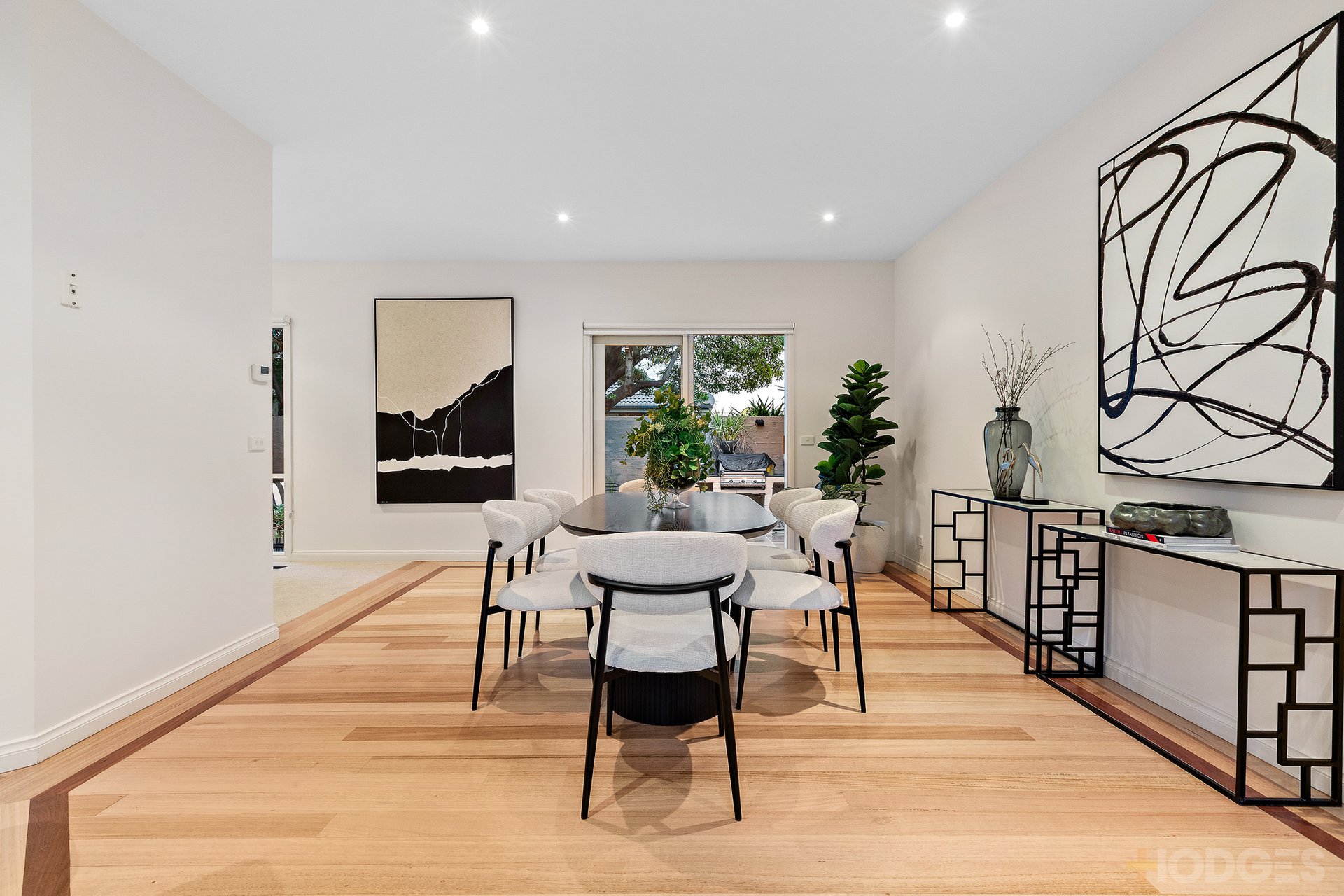 2 / 1 Albert Street Highett