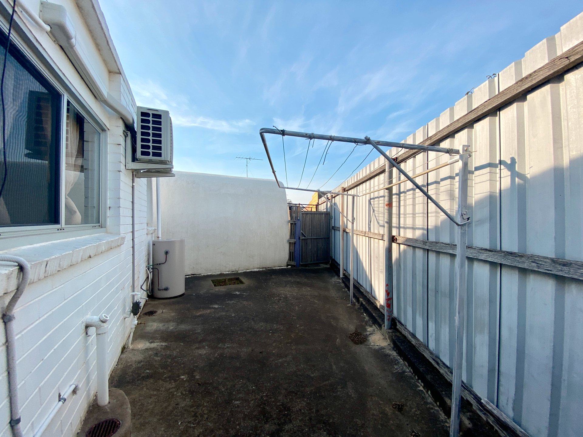 2/1 Alcona Court, Bell Park image 7