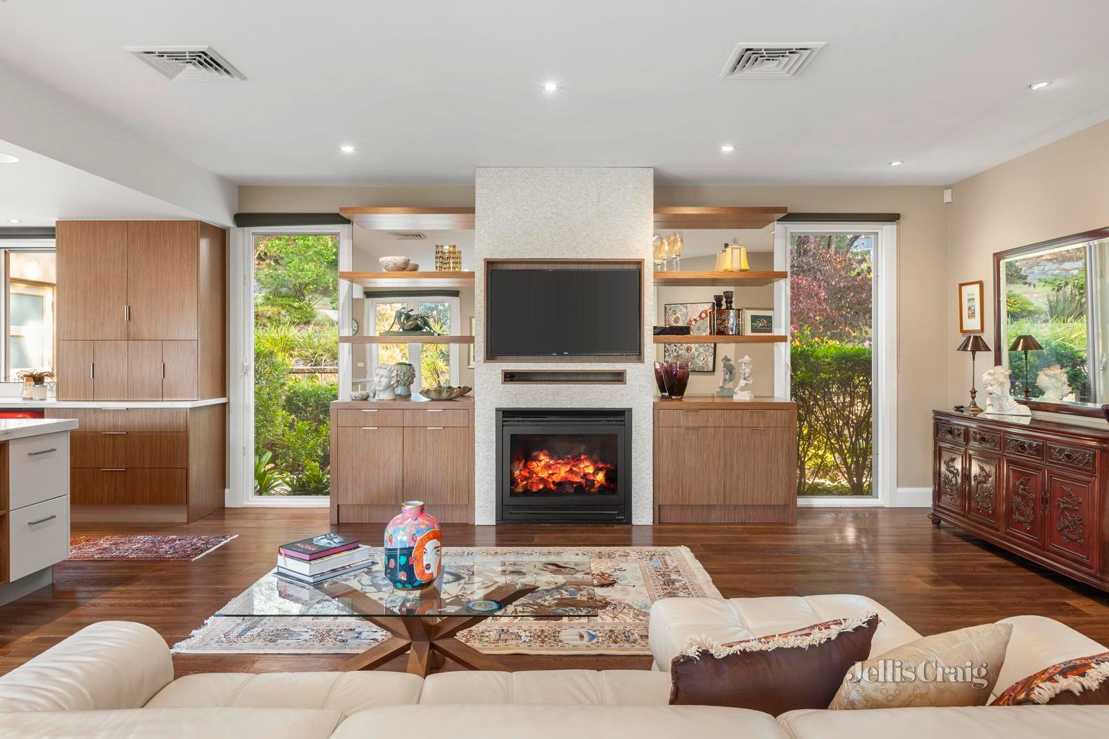 21 Amersham Drive, Warrandyte image 8