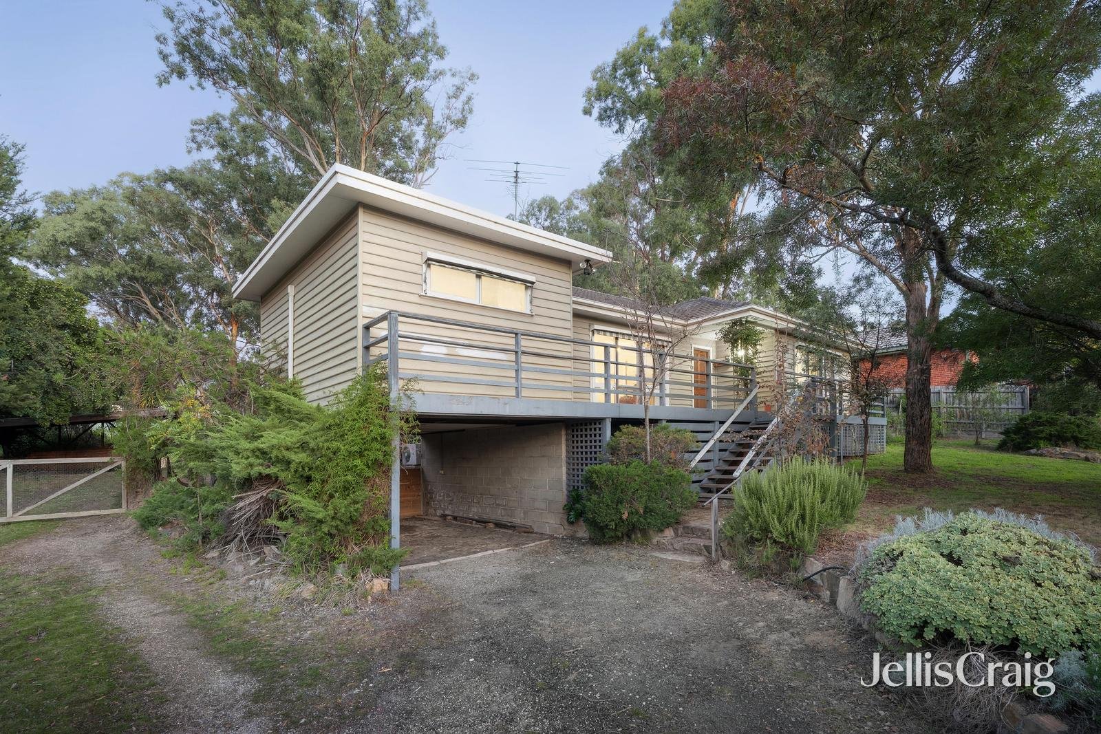 21 Andrews Street, Eltham image 2