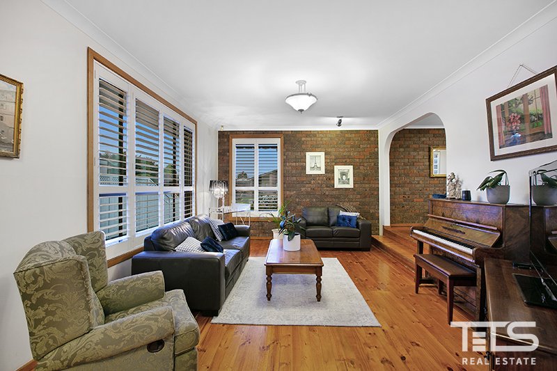 21 Arnside Crescent, Westmeadows image 4