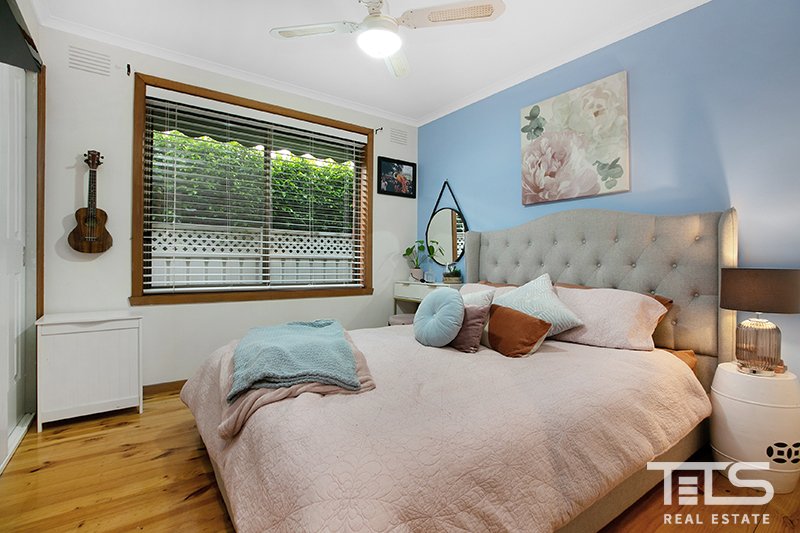21 Arnside Crescent, Westmeadows image 16