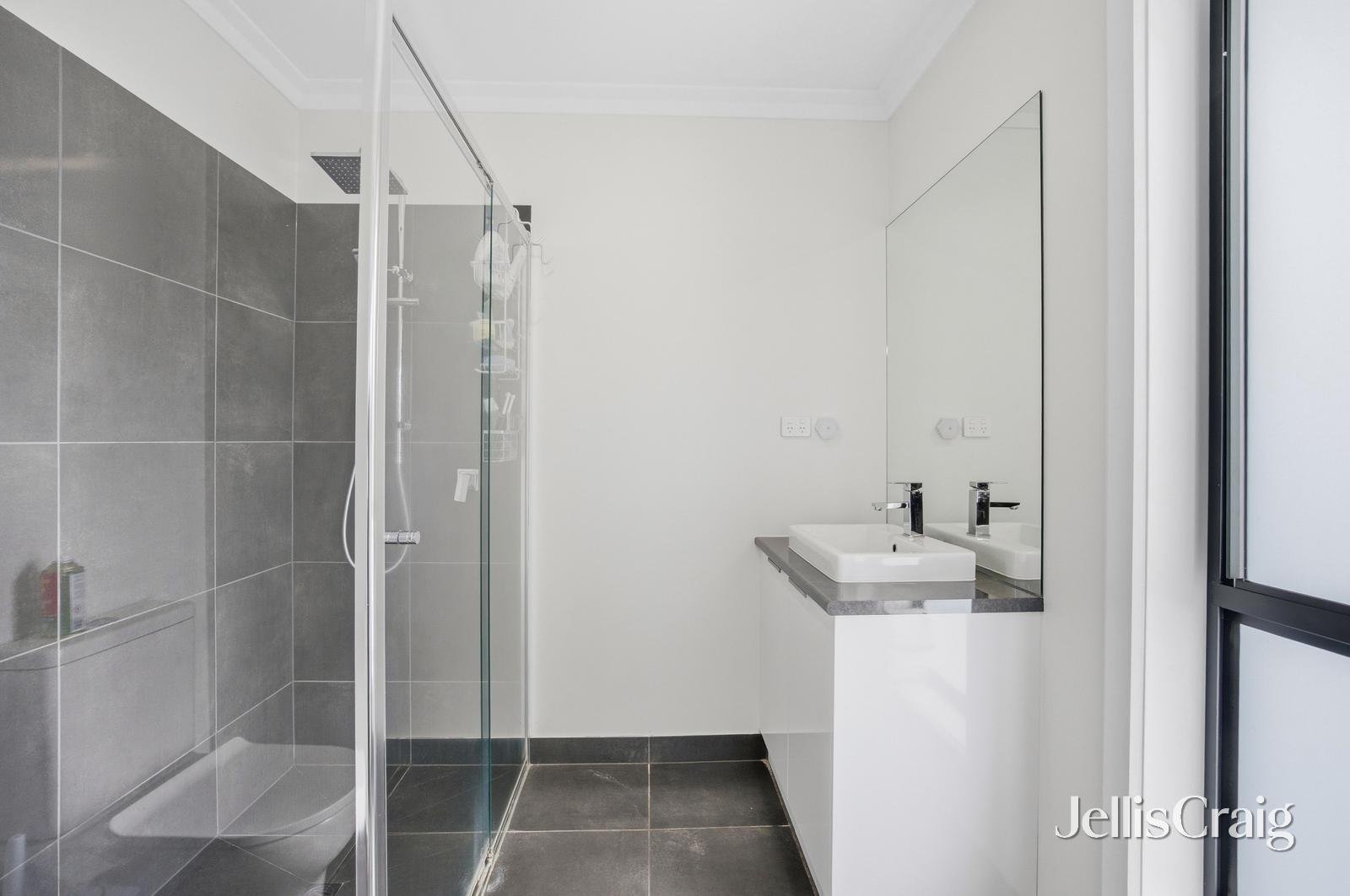 21 Arranmore Drive, Miners&nbsp;Rest image 3