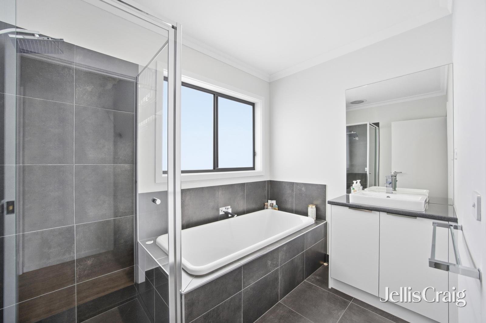 21 Arranmore Drive, Miners&nbsp;Rest image 8