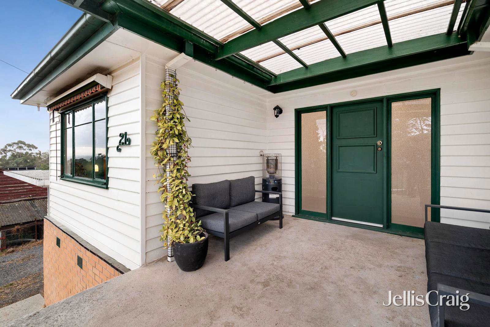 21 Ash Grove, Montrose image 2