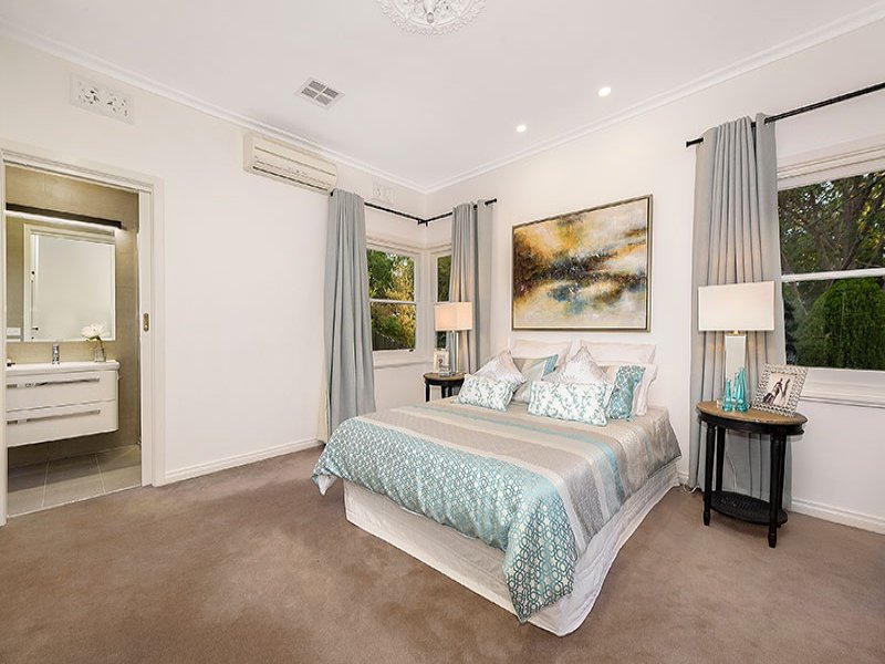 21 Asquith Street, Box Hill South image 5