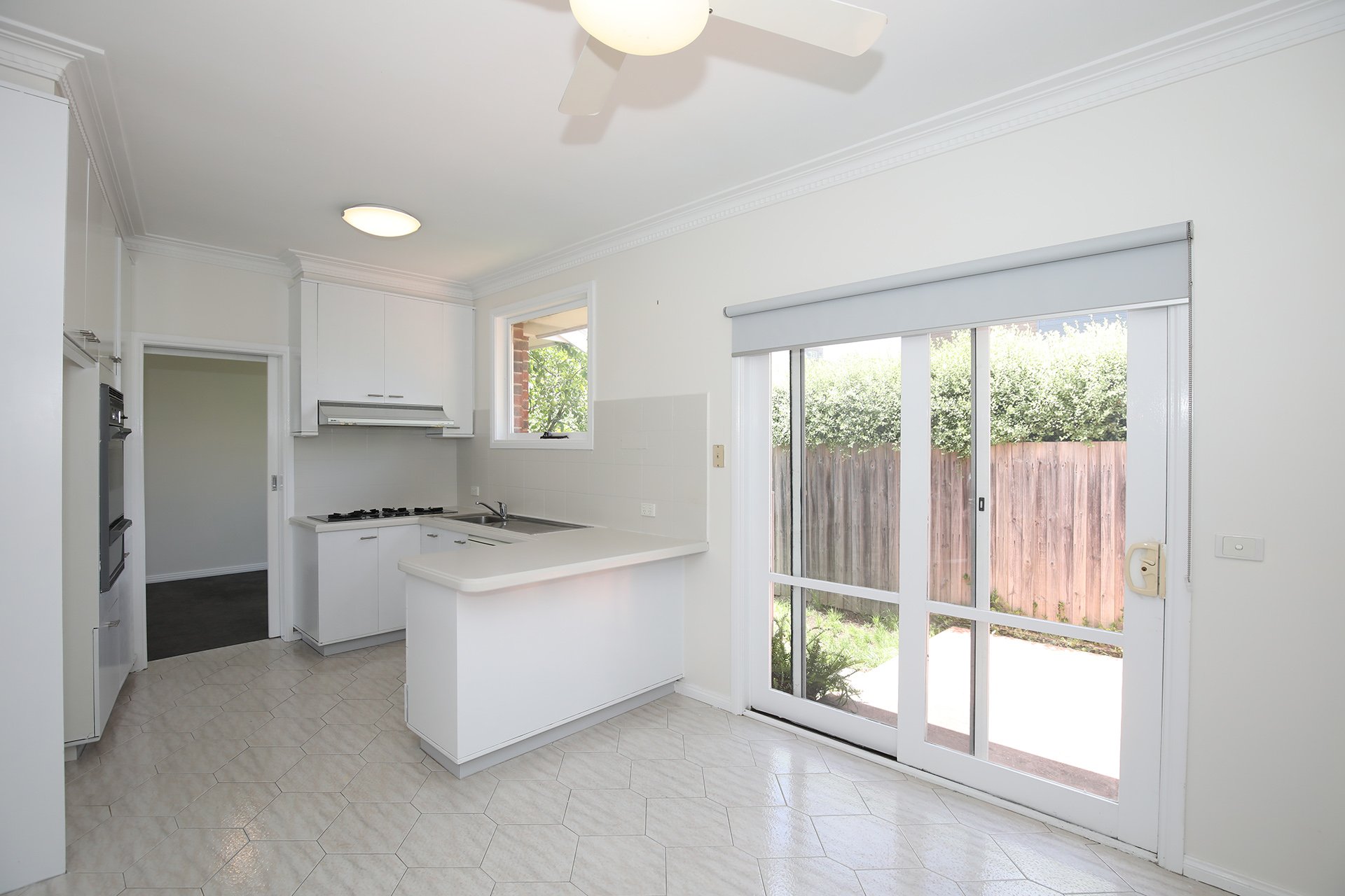 2/1 Asquith Street, Kew image 4