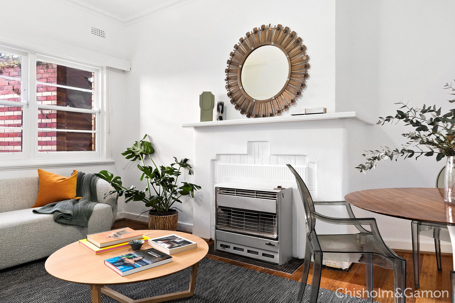 2/1 Avoca Court, Elwood image 6