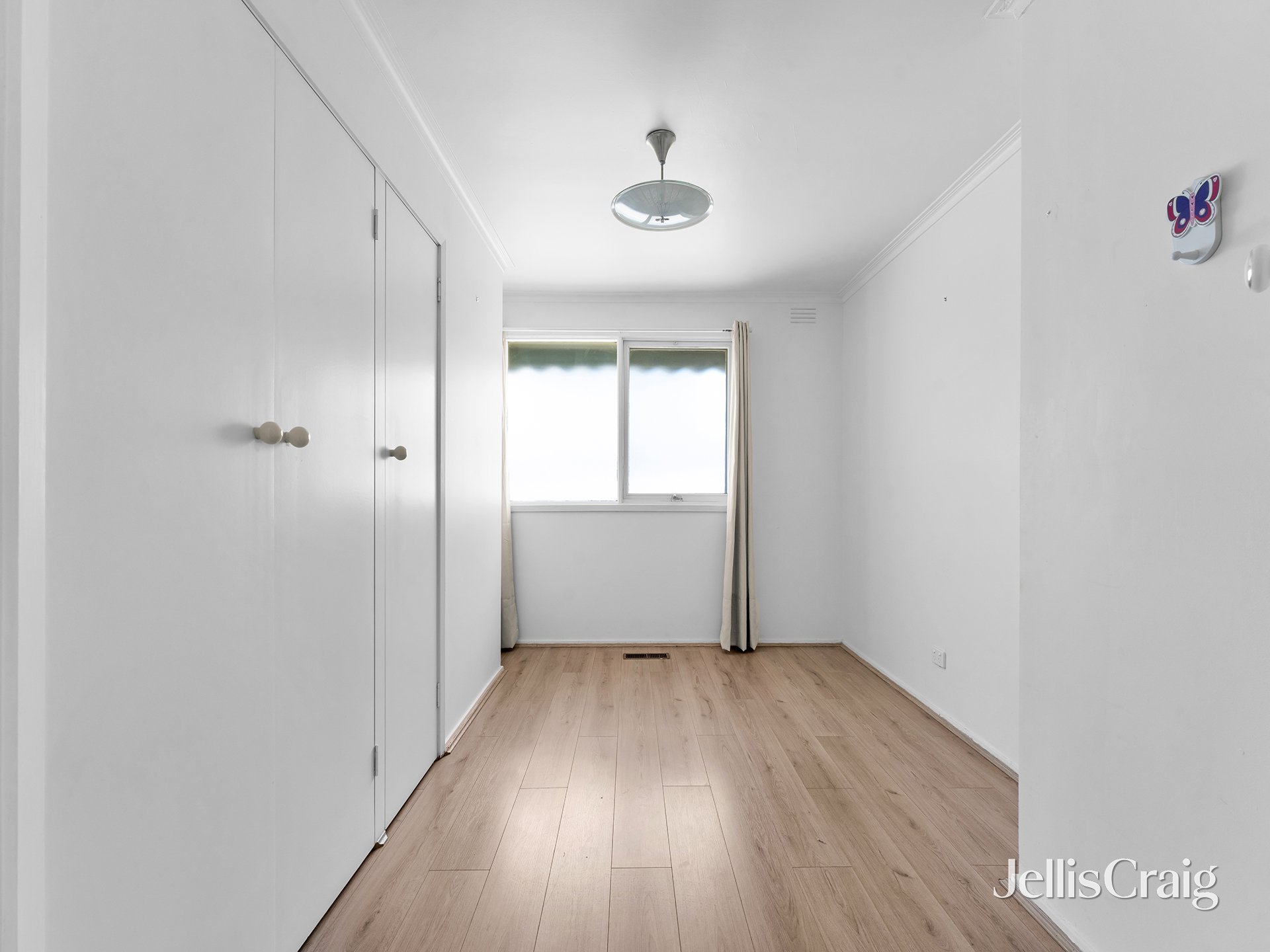 21 Bales Street, Mount Waverley image 4