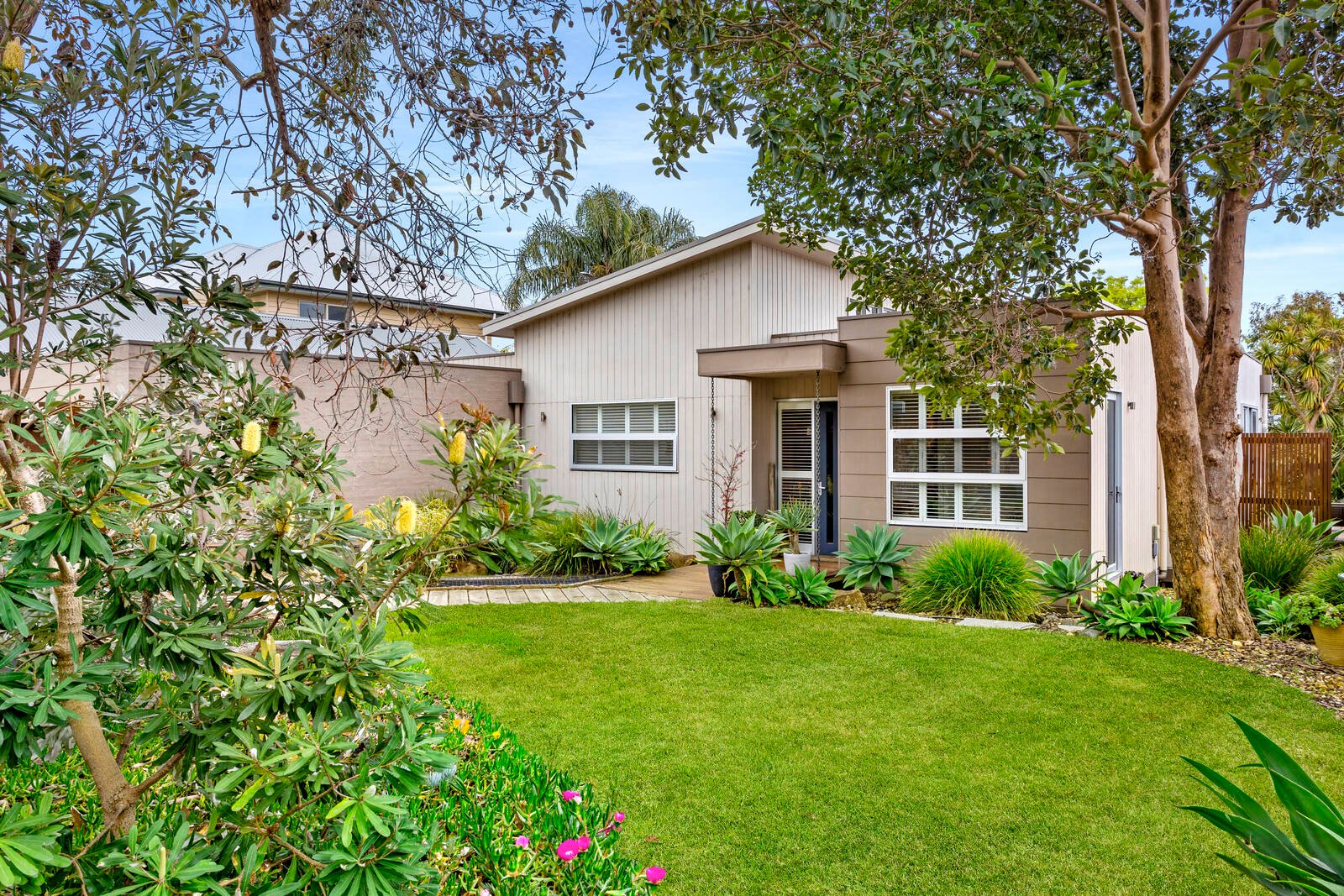 Property Gallery Thumbnail 10