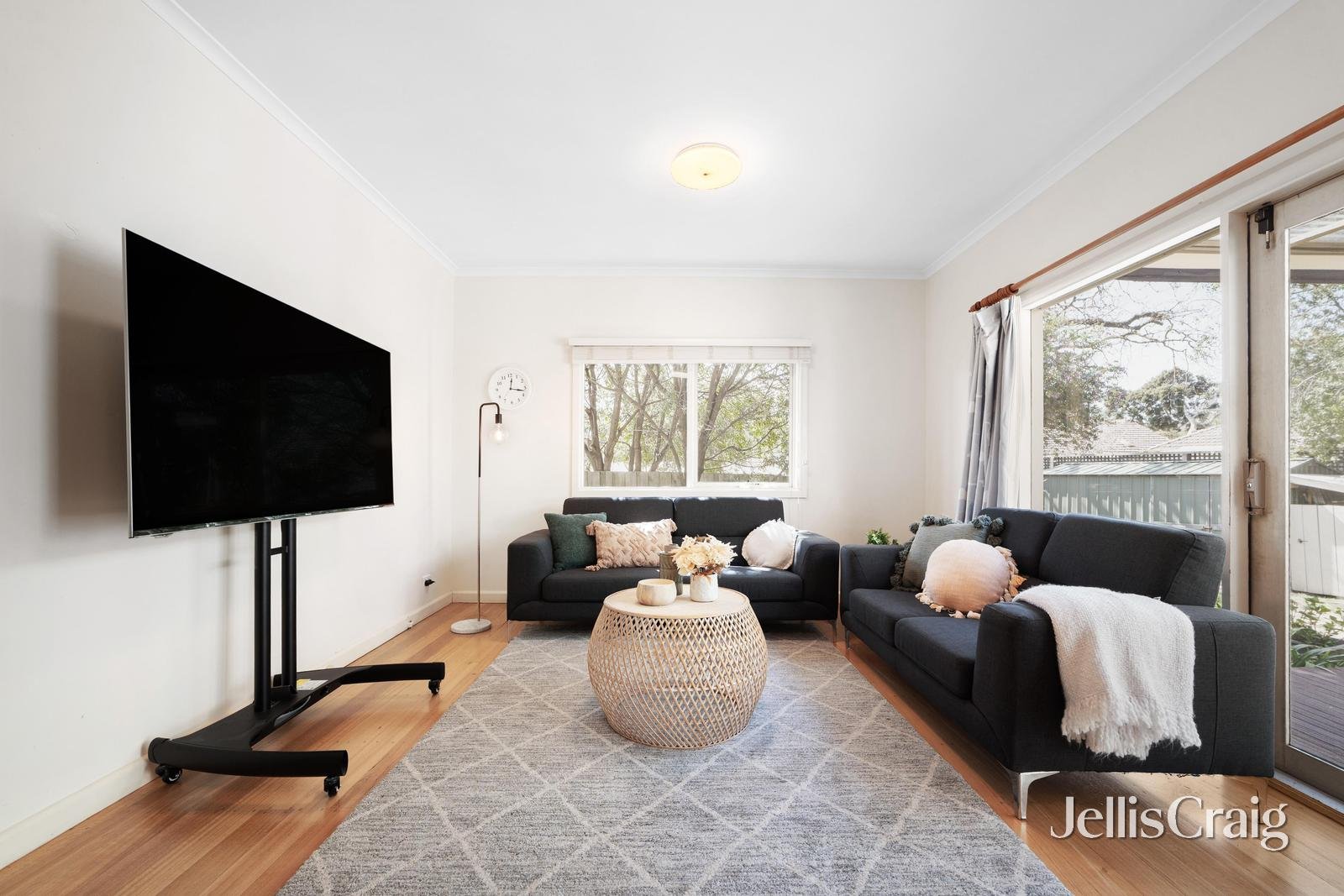 21 Banksia Street, Blackburn image 8