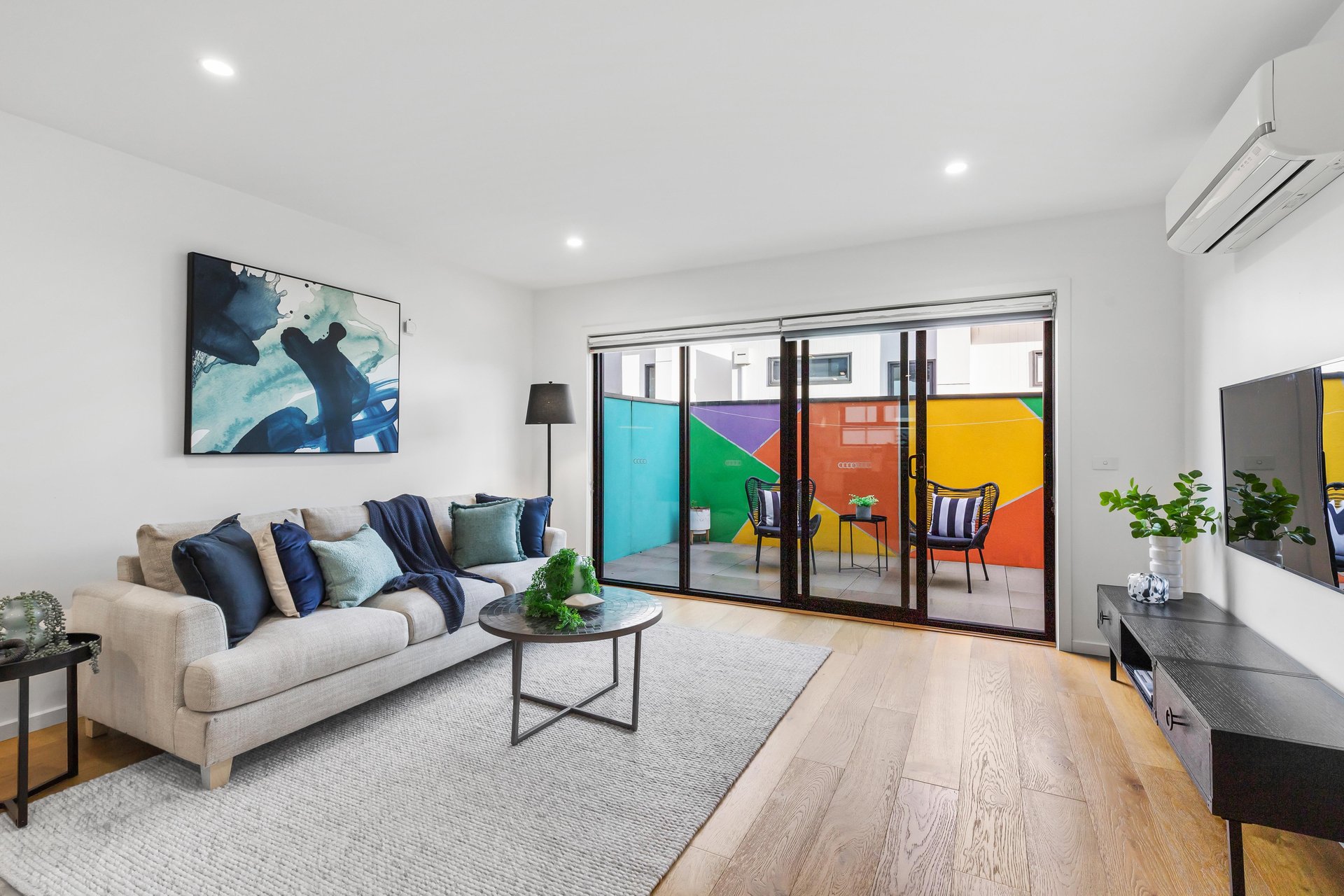 2/1 Banool Quadrant, Doncaster&nbsp;East image 3