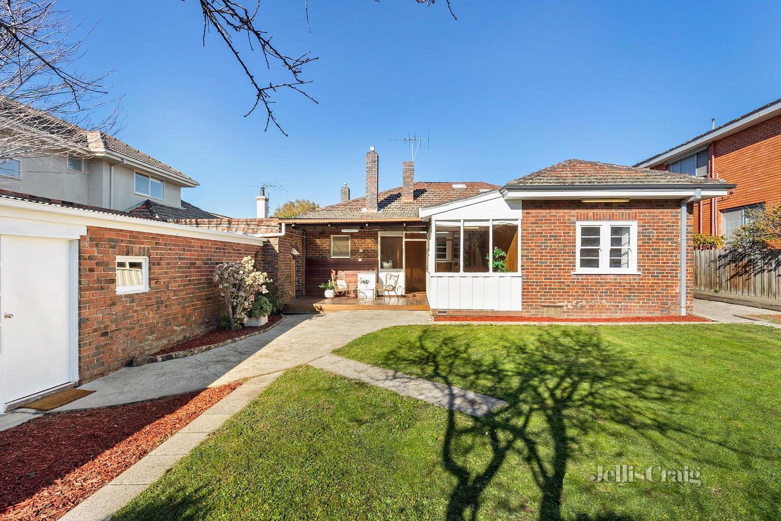 21 Barkers Road, Kew image 16