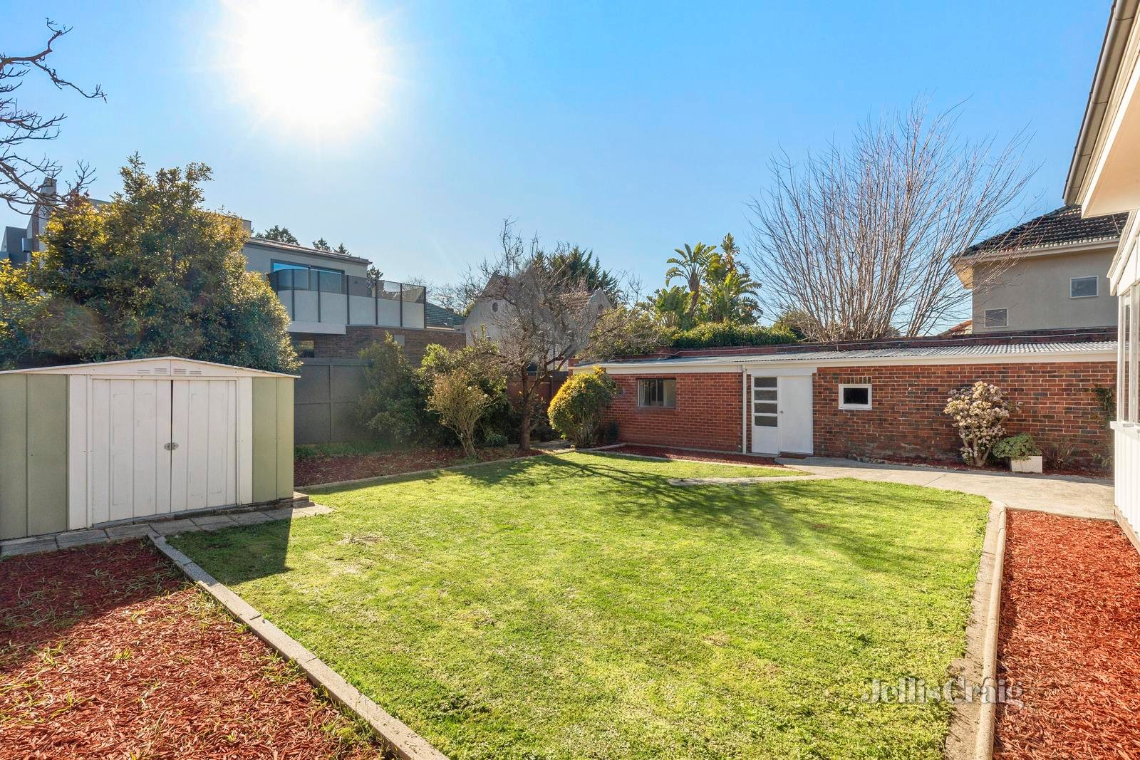 21 Barkers Road, Kew image 17