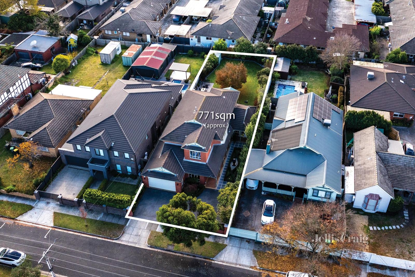21 Barrani Street, Bentleigh East image 15