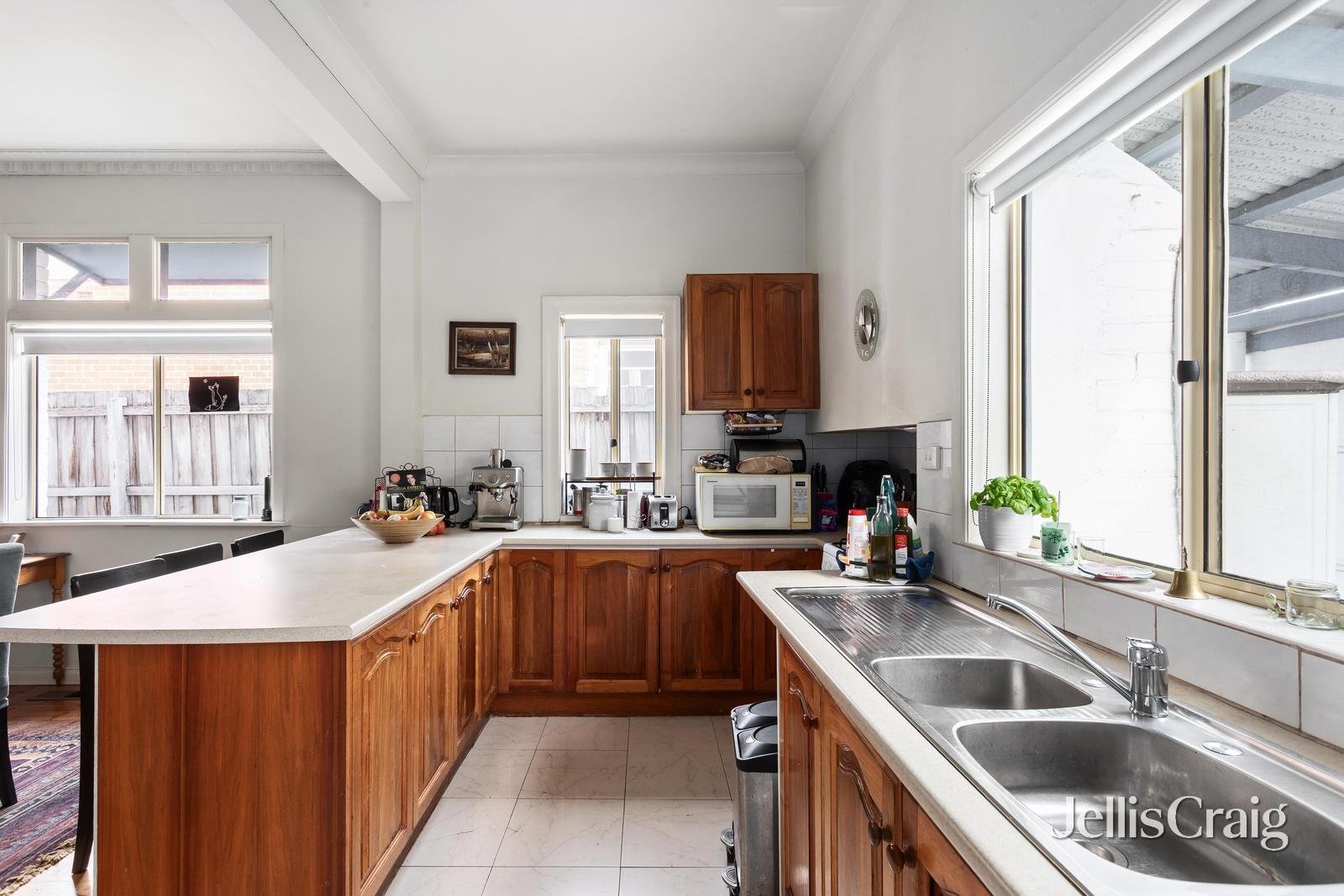 21 Bendigo Avenue, Bentleigh image 3