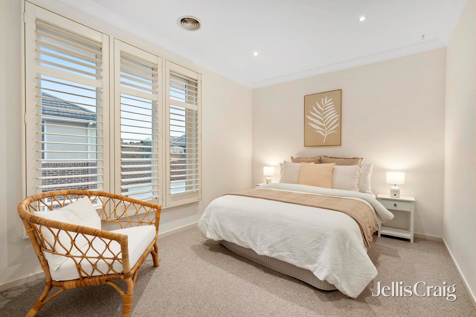 21 Bentham Court, Burwood image 9