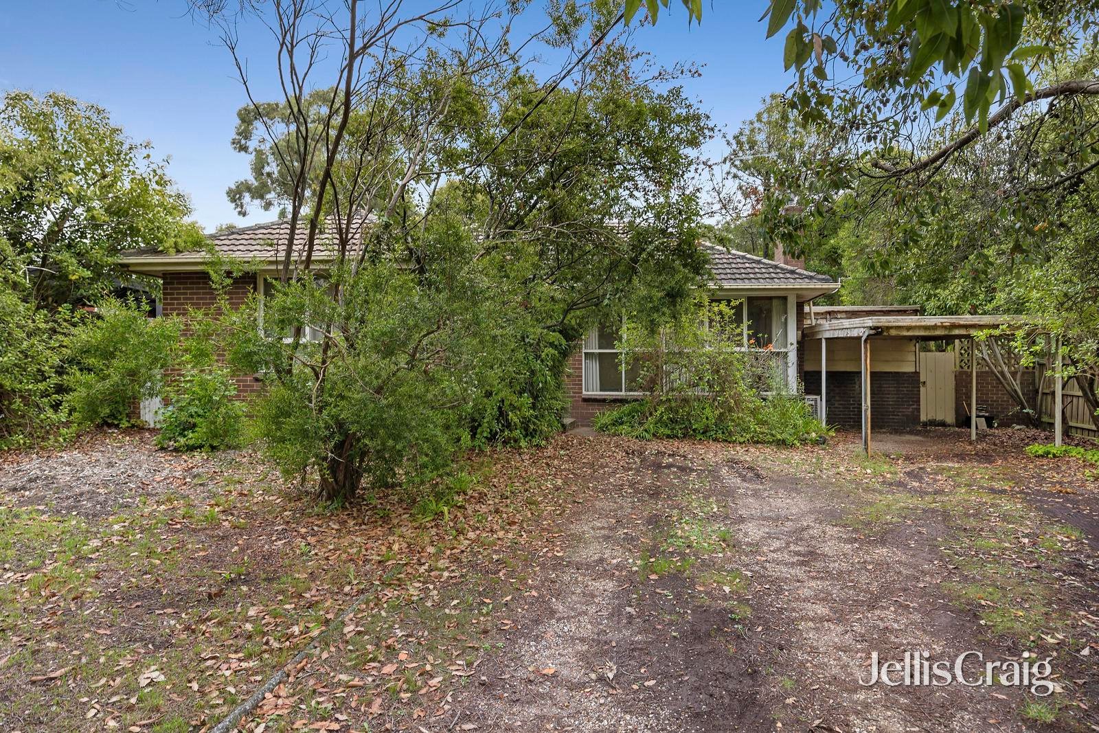 21 Binbrook Drive, Croydon image 2