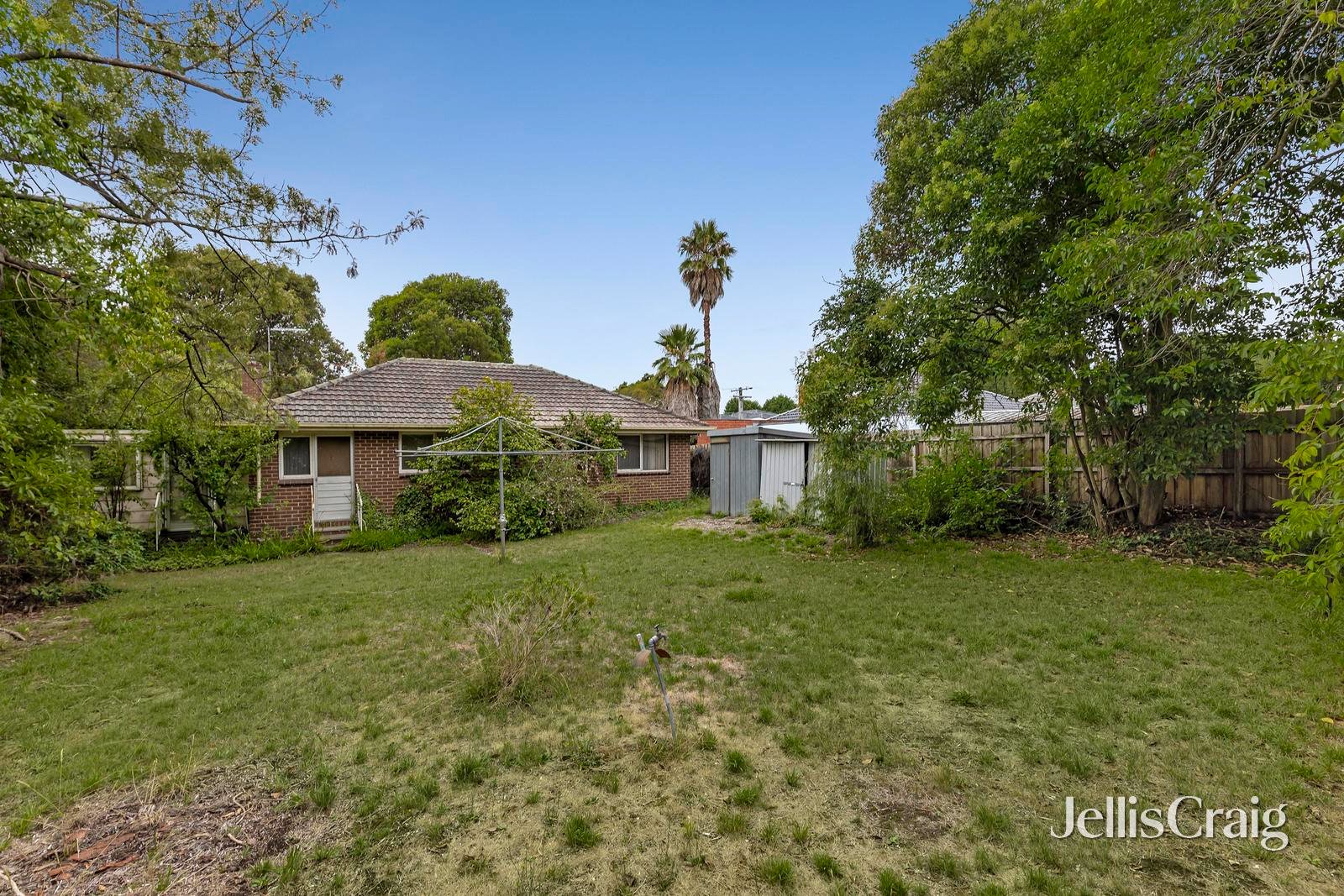 21 Binbrook Drive, Croydon image 9