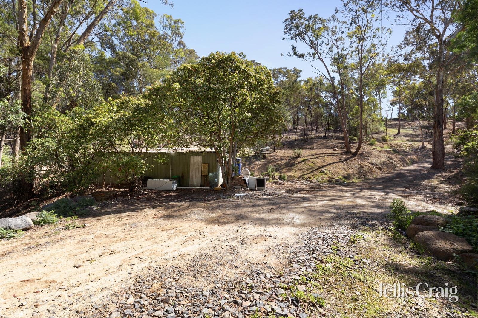 21 Bingley Avenue, Hurstbridge image 6