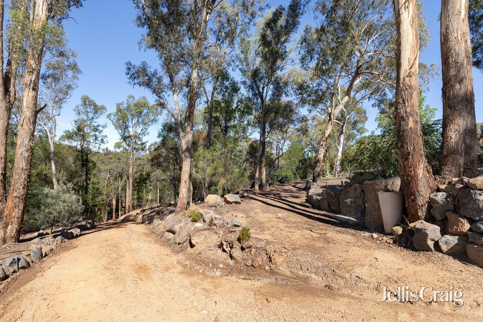 21 Bingley Avenue, Hurstbridge image 10