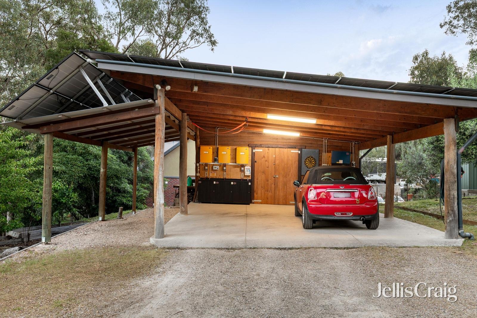 21 Bishops Road, Panton&nbsp;Hill image 16